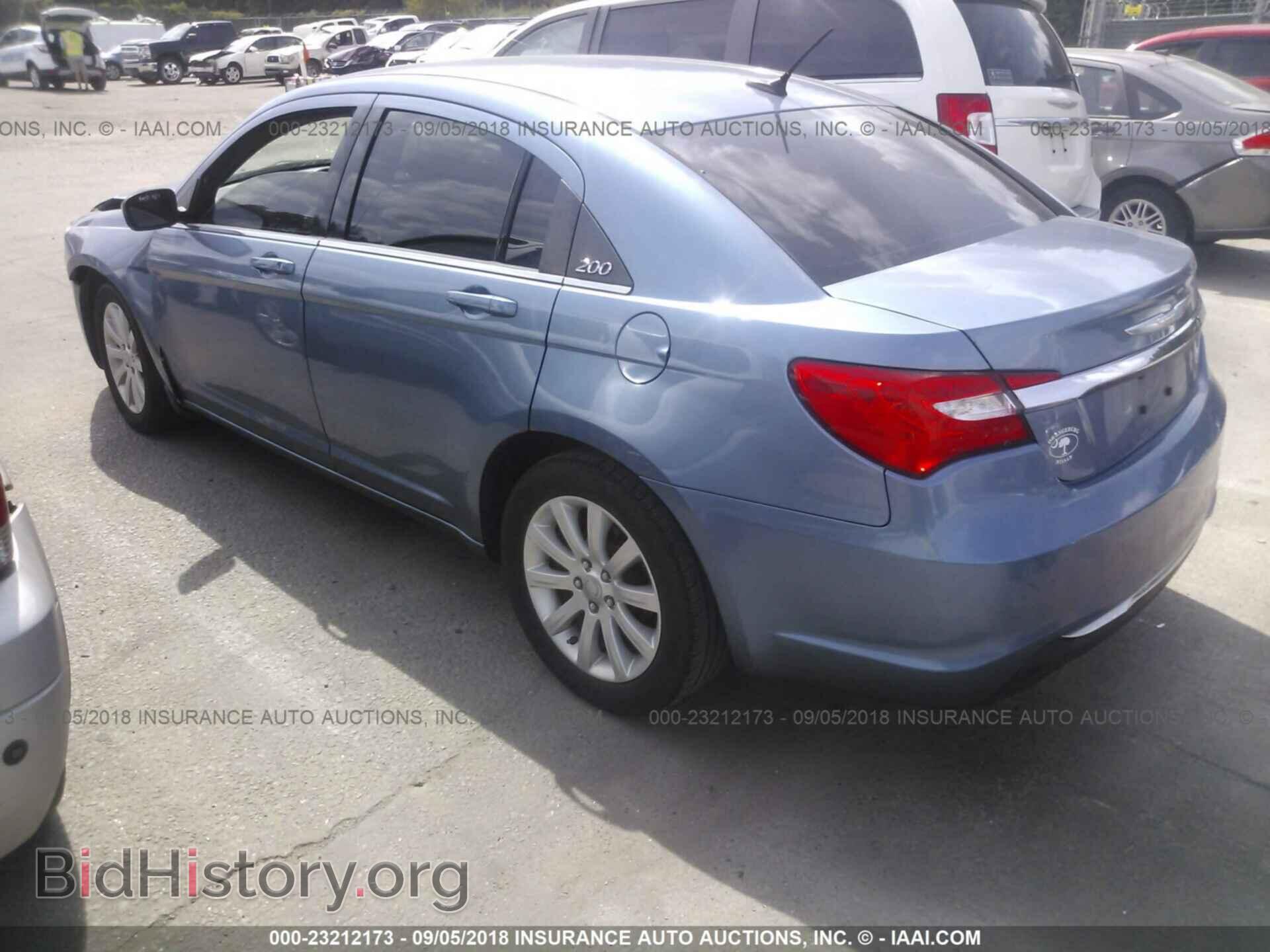 2011 Chrysler 200 - VIN: 1C3BC1FB4BN599073 - Фото 3
