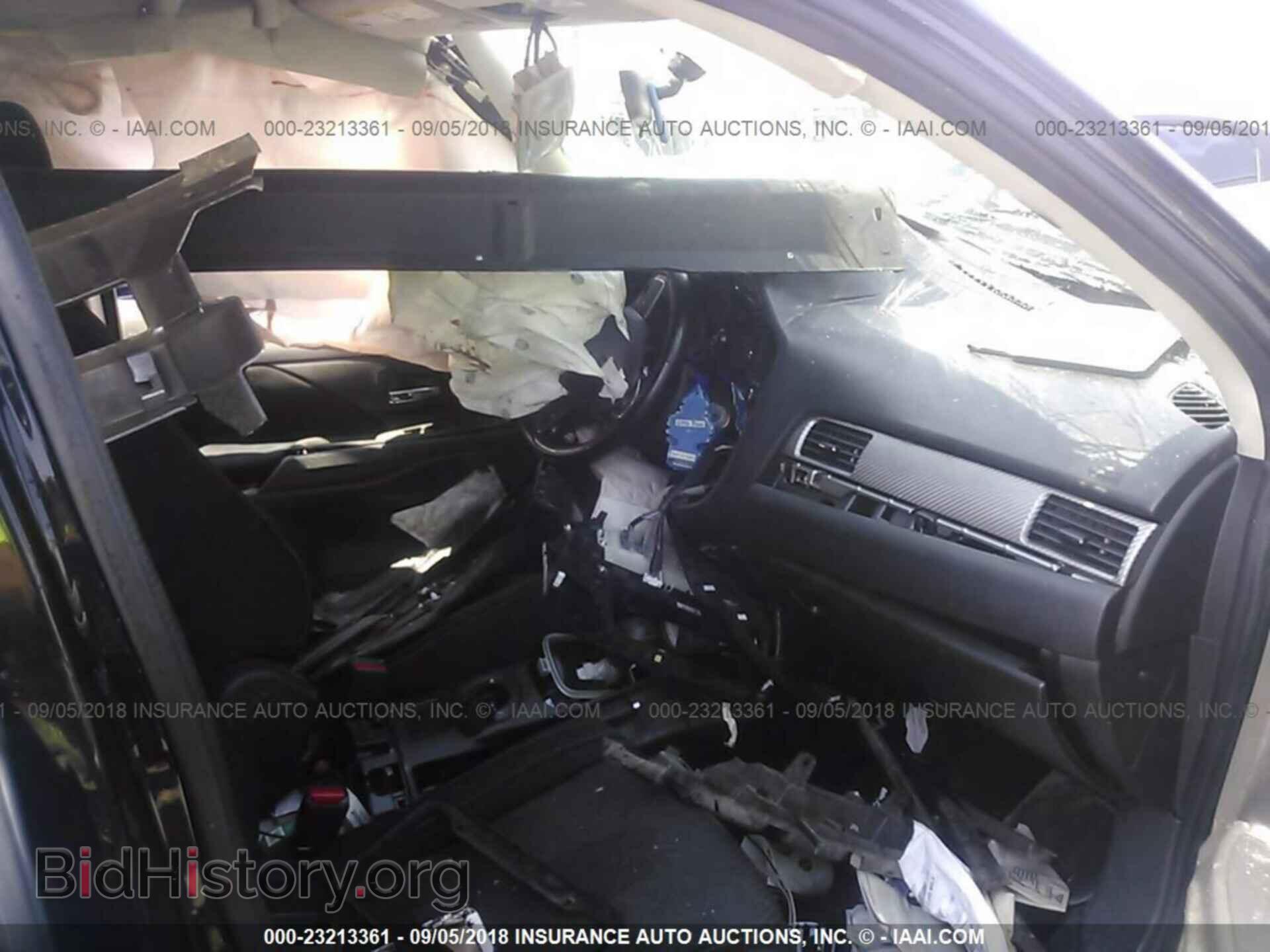 2016 Mitsubishi Outlander - VIN: JA4AD2A37GZ051945 - Фото 5