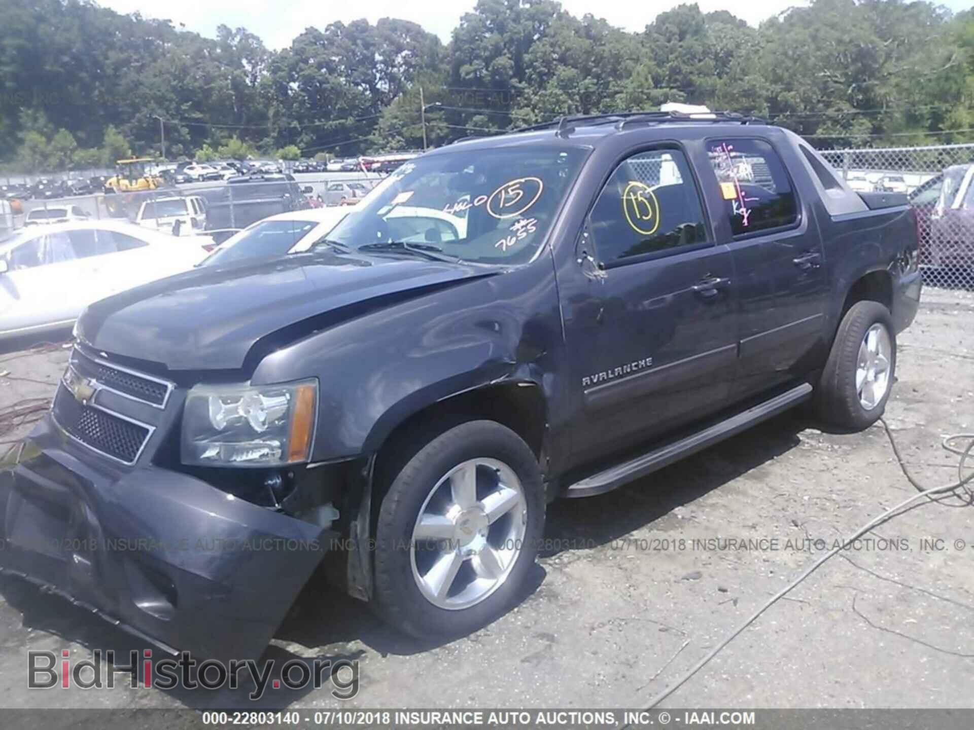 2011 CHEVROLET AVALANCHE - VIN: 3GNMCEE04BG317655 - Фото 2