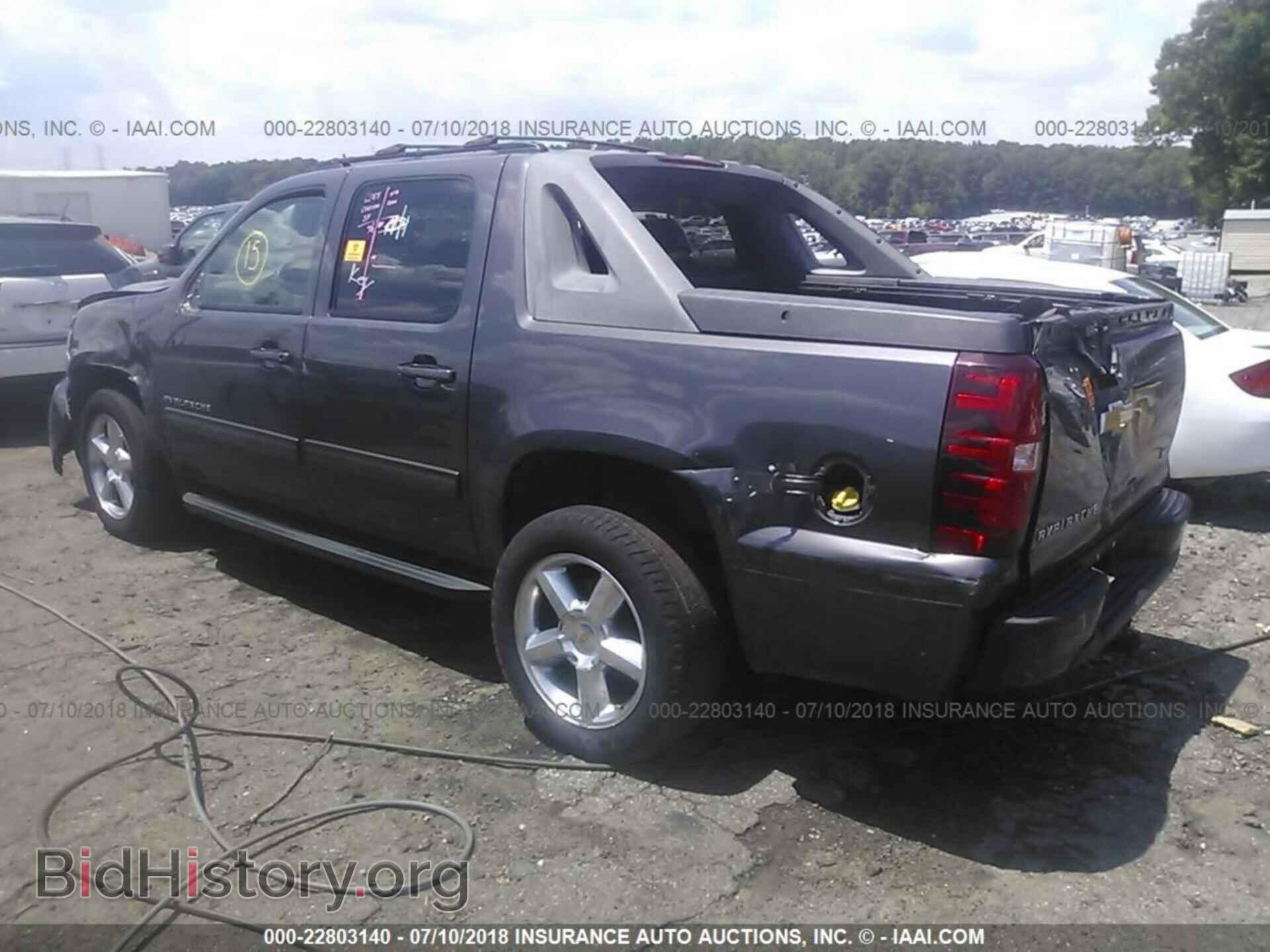 2011 CHEVROLET AVALANCHE - VIN: 3GNMCEE04BG317655 - Фото 3