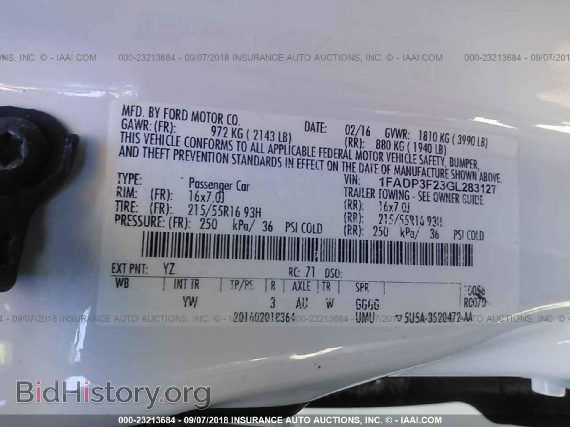 2016 Ford Focus - VIN: 1FADP3F23GL283127 - Photo 9