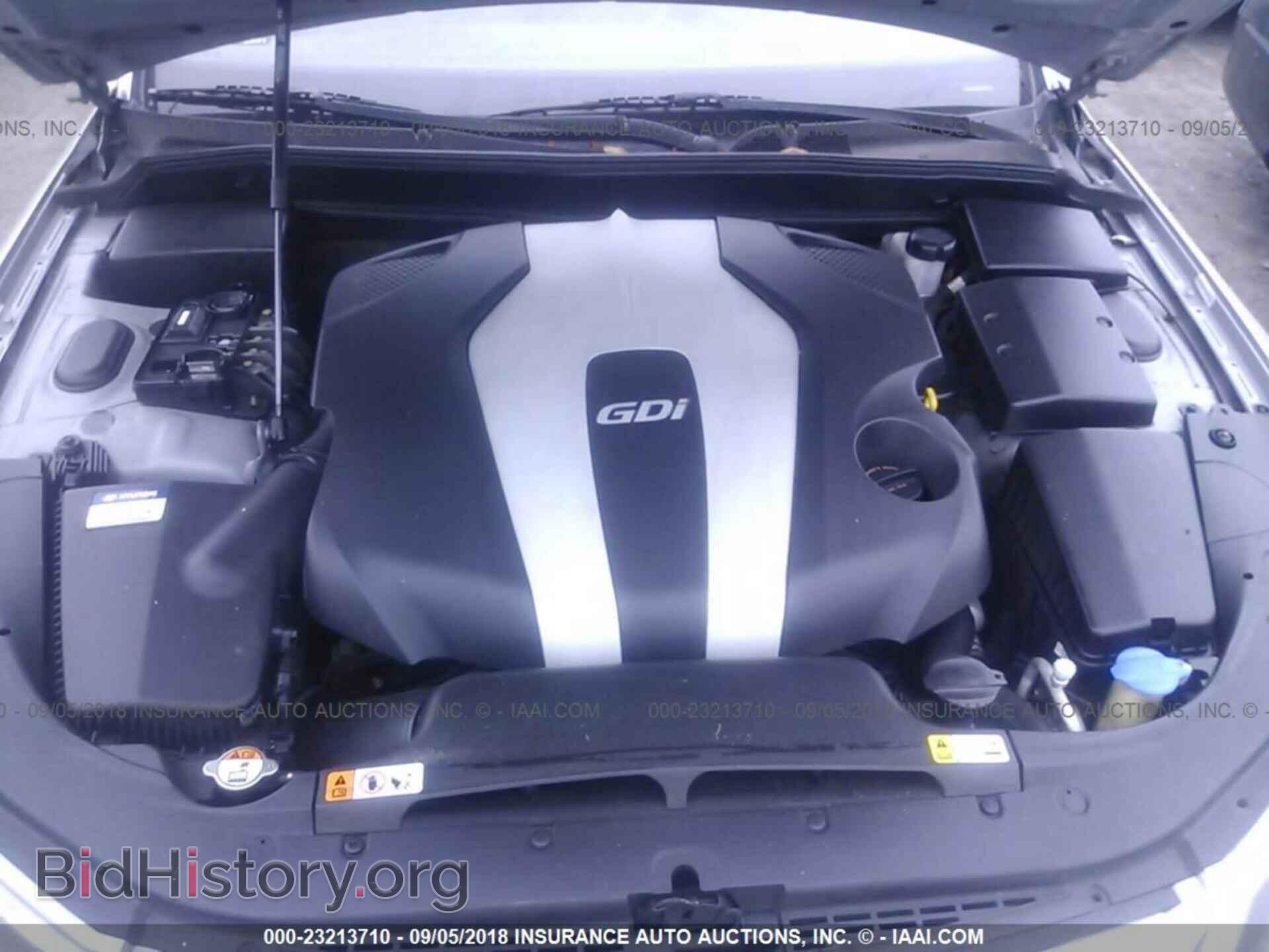 2012 Hyundai Genesis - VIN: KMHGC4DD2CU196557 - Фото 10