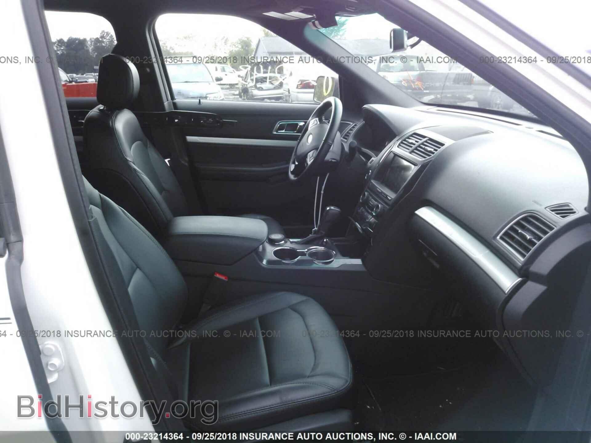2017 Ford Explorer - VIN: 1FM5K8D88HGA56667 - Фото 5