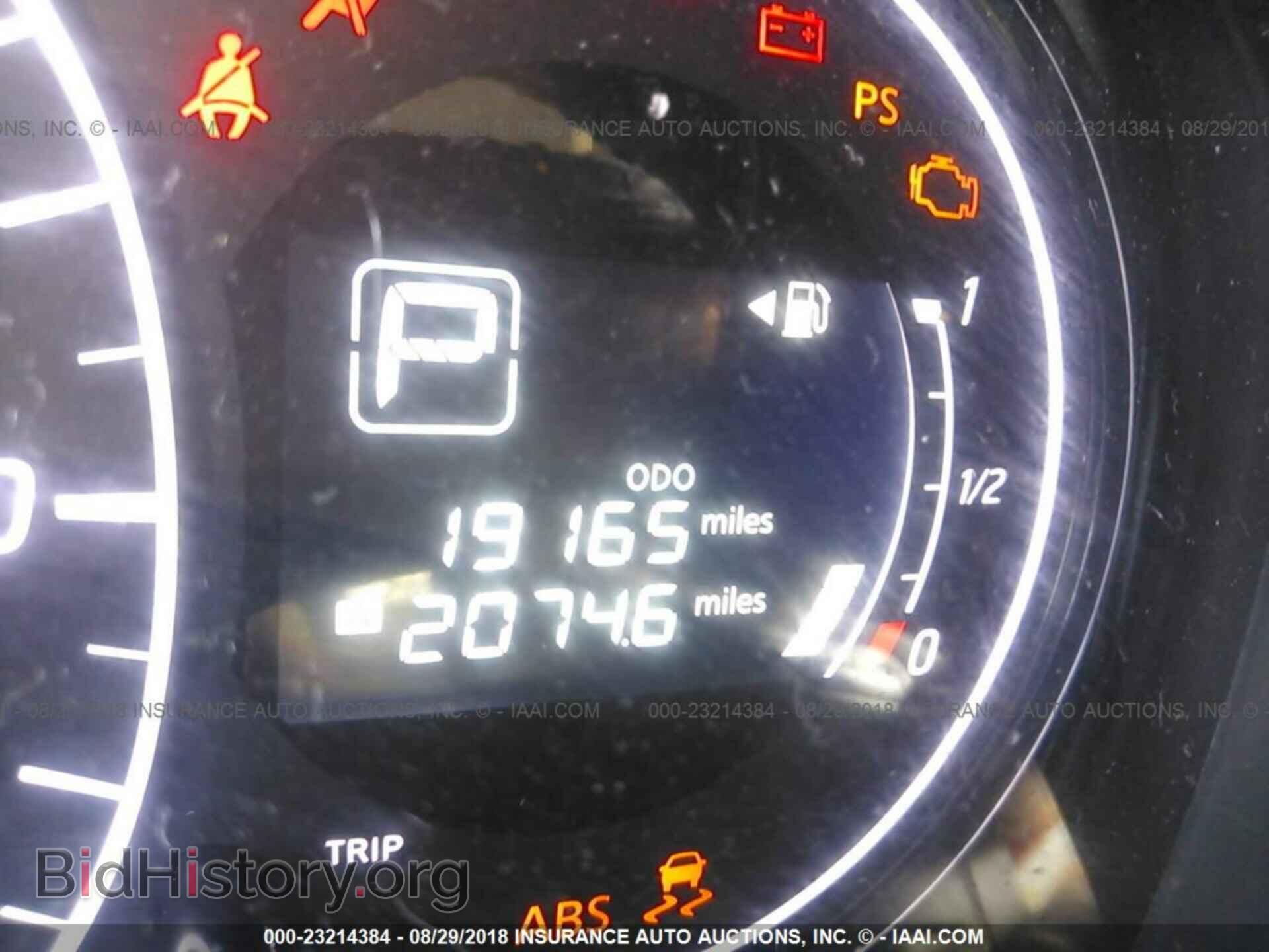 2018 Nissan Versa note - VIN: 3N1CE2CP2JL353396 - Photo 7