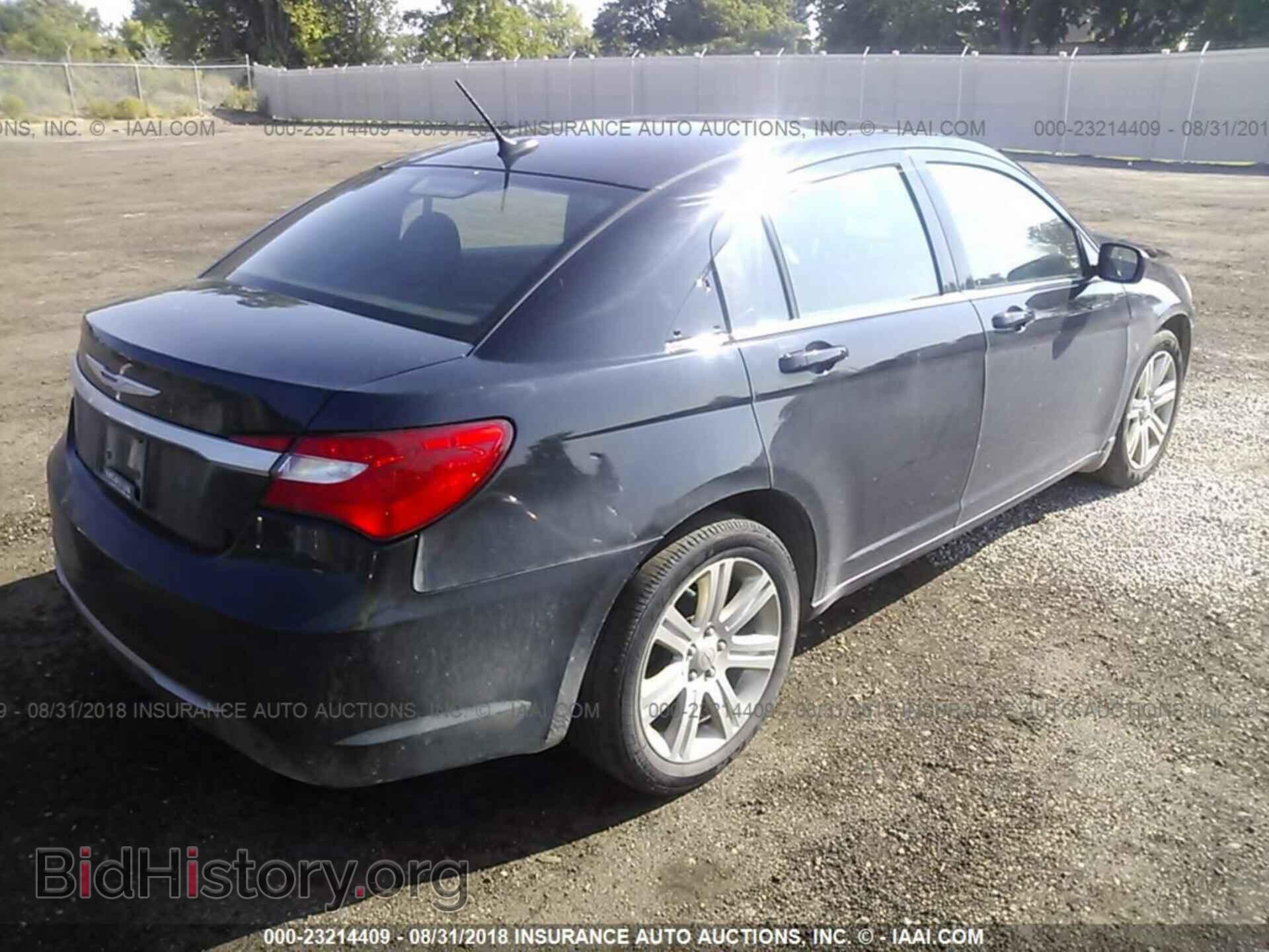 2011 Chrysler 200 - VIN: 1C3BC1FB1BN562854 - Фото 4