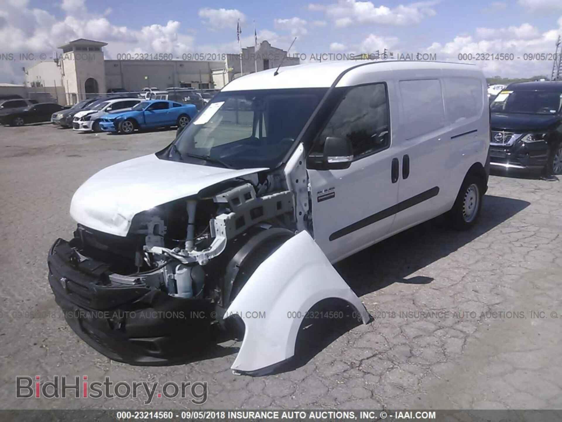 2016 Ram Promaster - VIN: ZFBERFAT2G6B20192 - Photo 2
