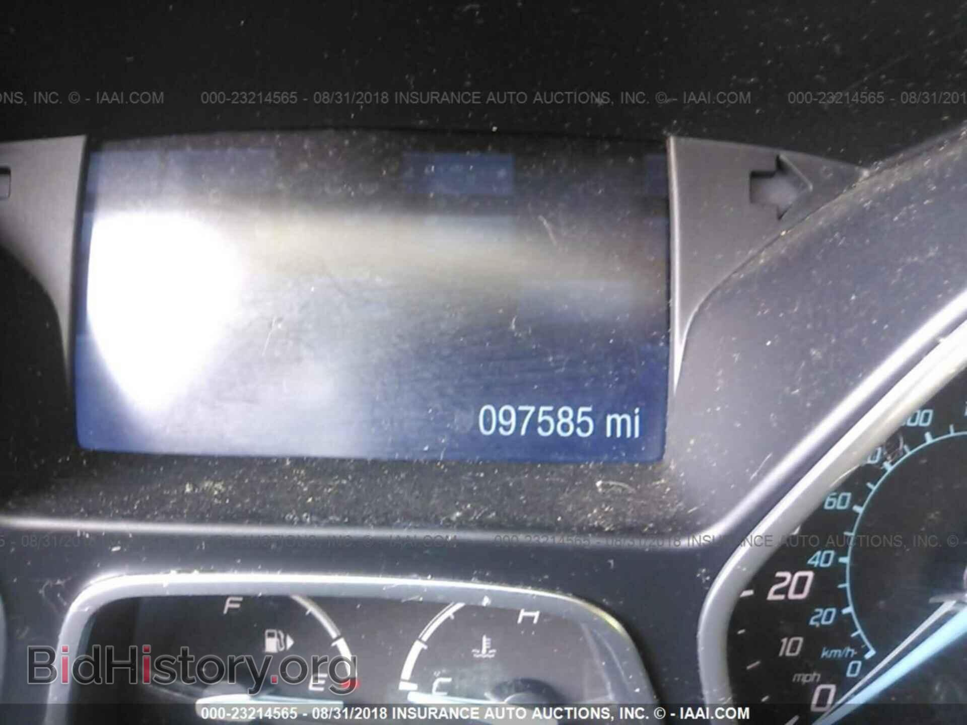 2012 Ford Focus - VIN: 1FAHP3F26CL346491 - Photo 7