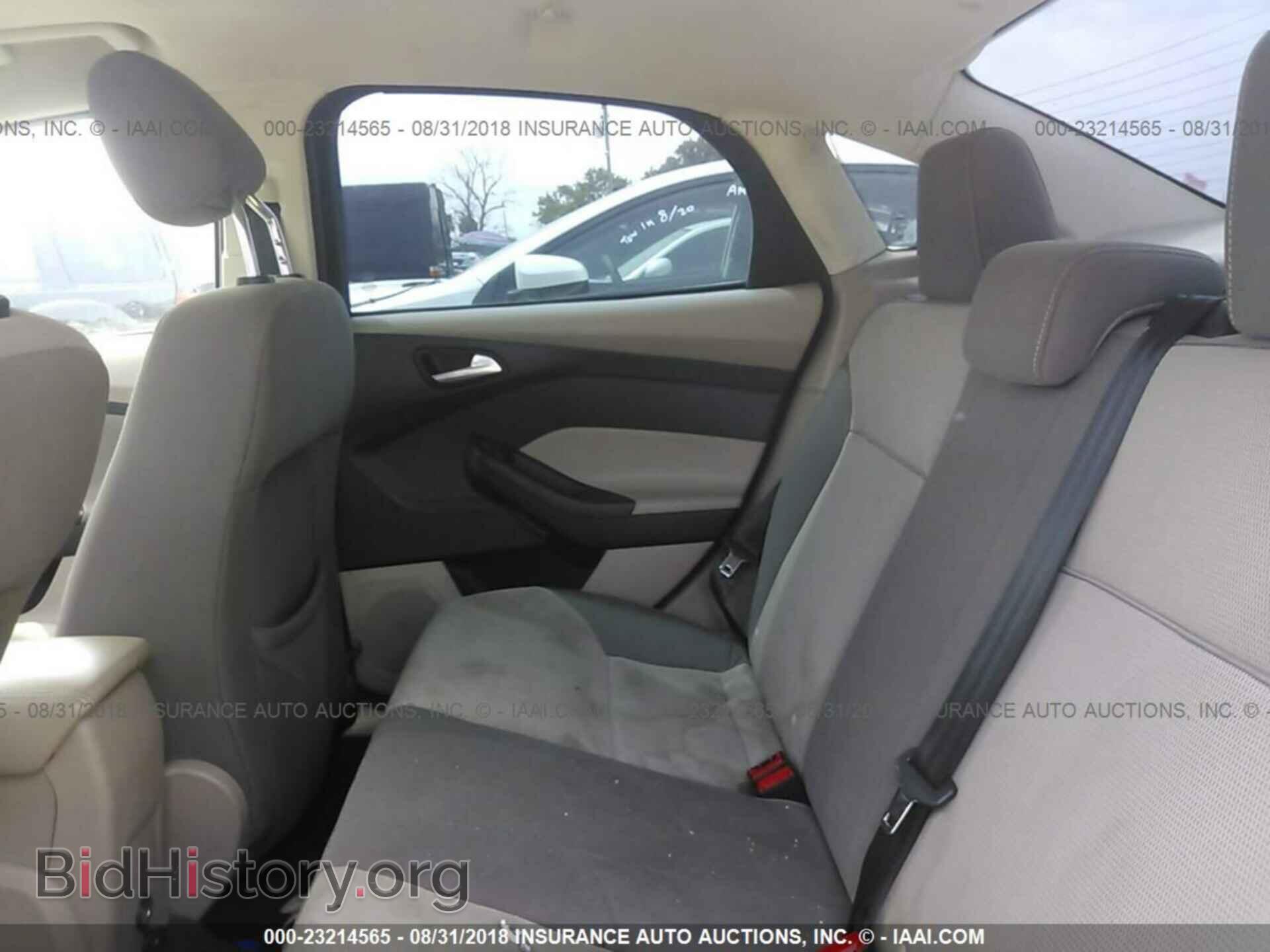 2012 Ford Focus - VIN: 1FAHP3F26CL346491 - Photo 8