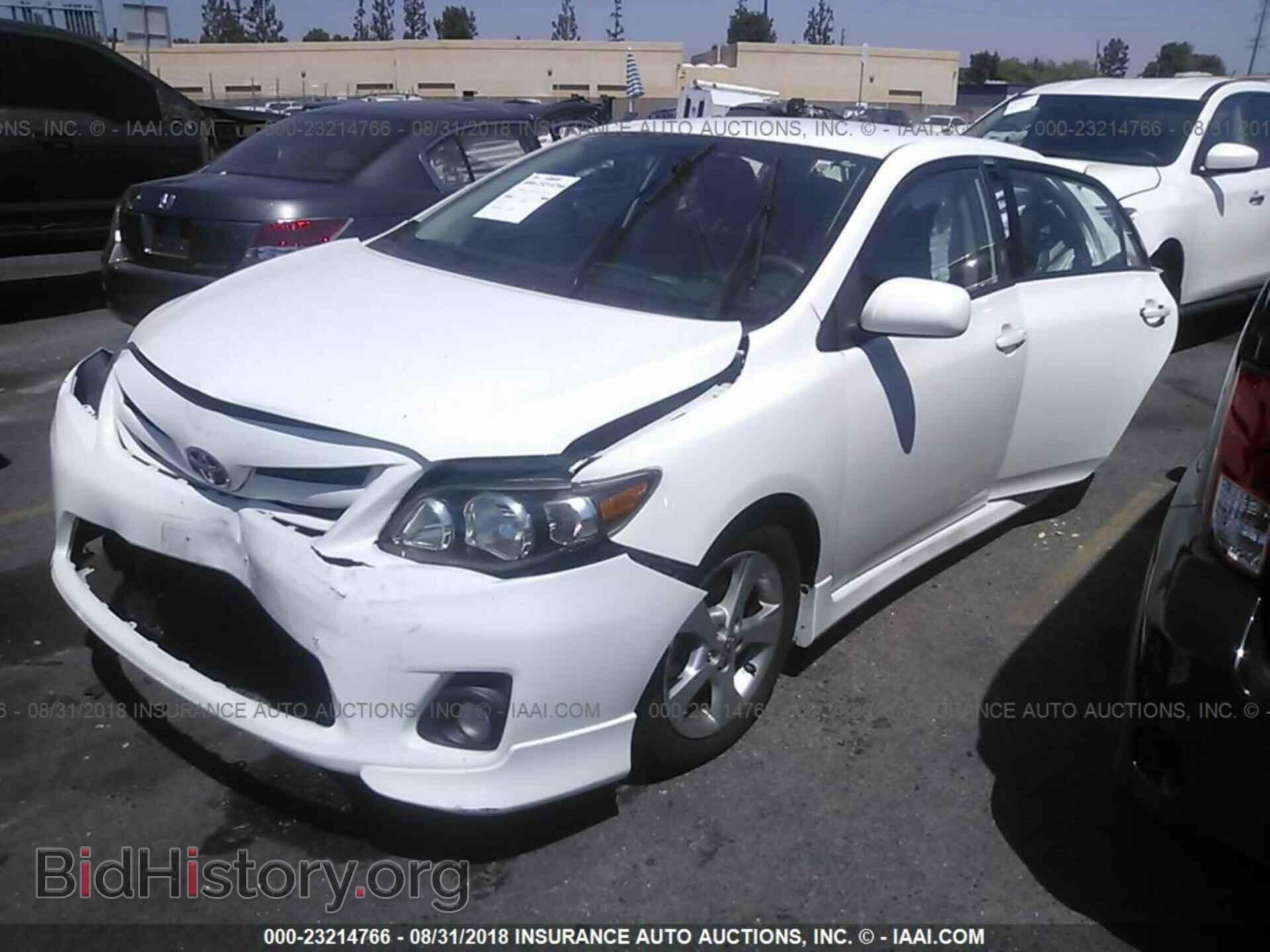 2011 Toyota Corolla - VIN: 2T1BU4EE1BC725768 - Фото 2