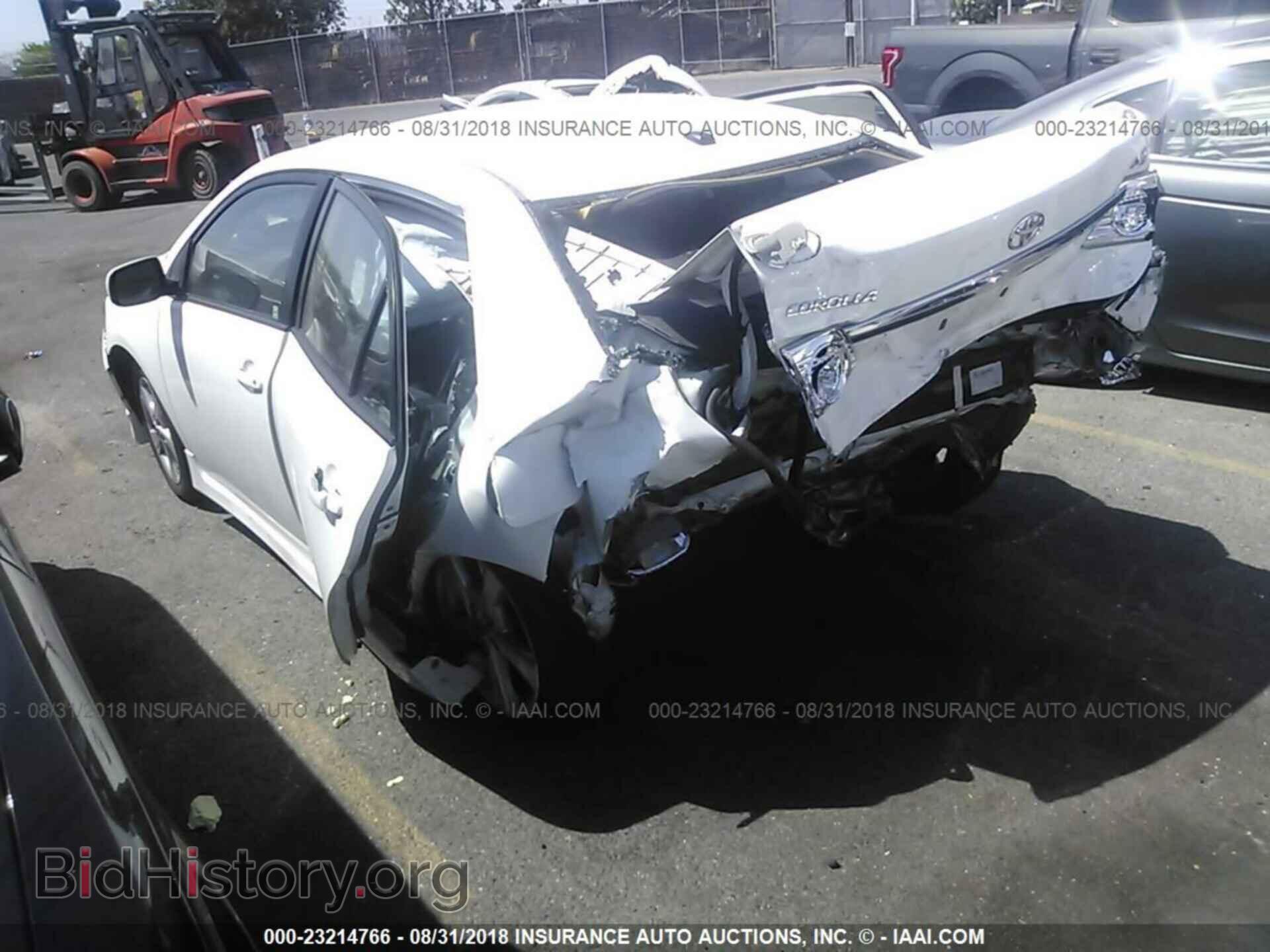 2011 Toyota Corolla - VIN: 2T1BU4EE1BC725768 - Фото 3