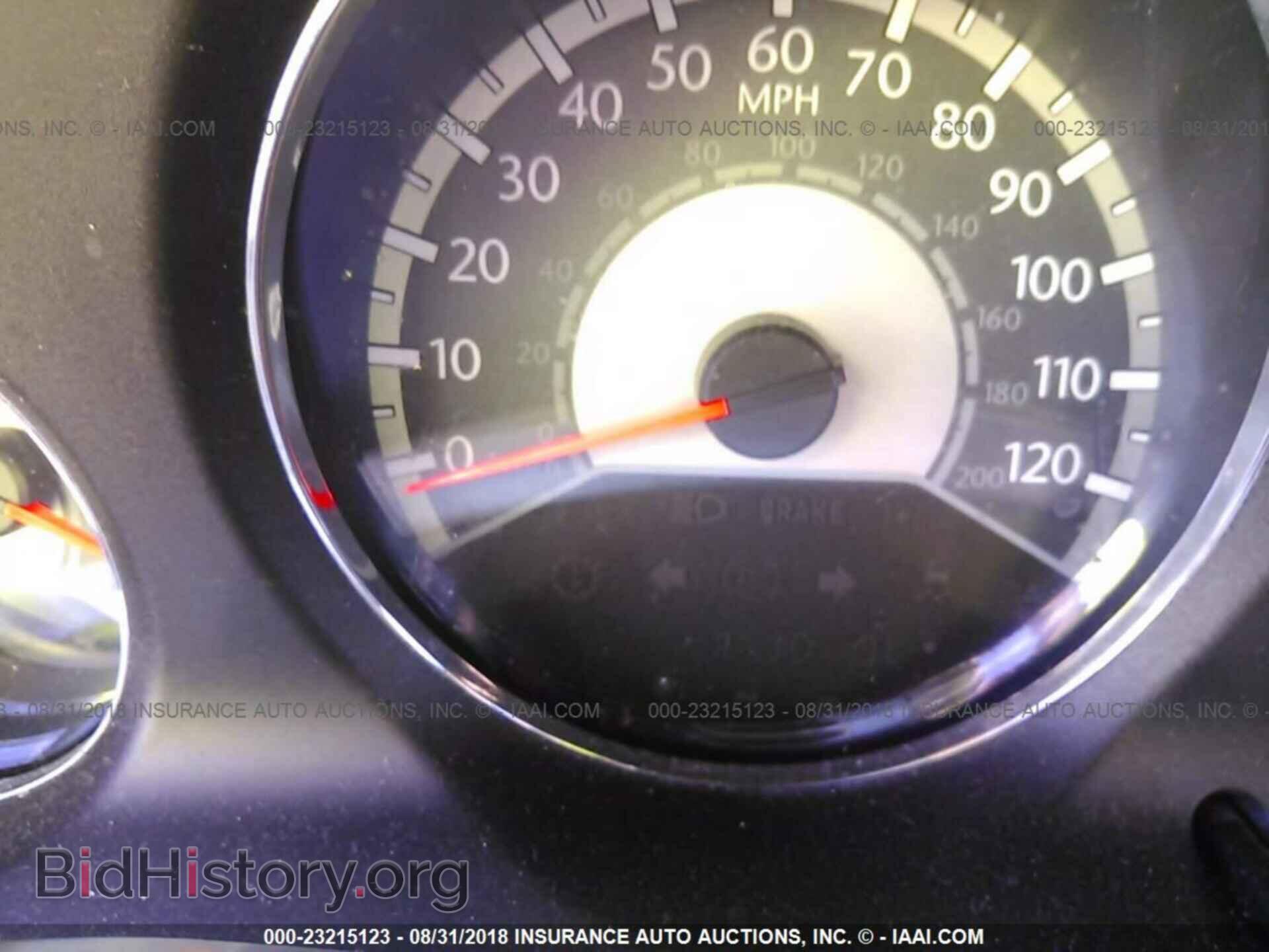 2011 Chrysler 200 - VIN: 1C3BC4FB5BN550479 - Photo 7