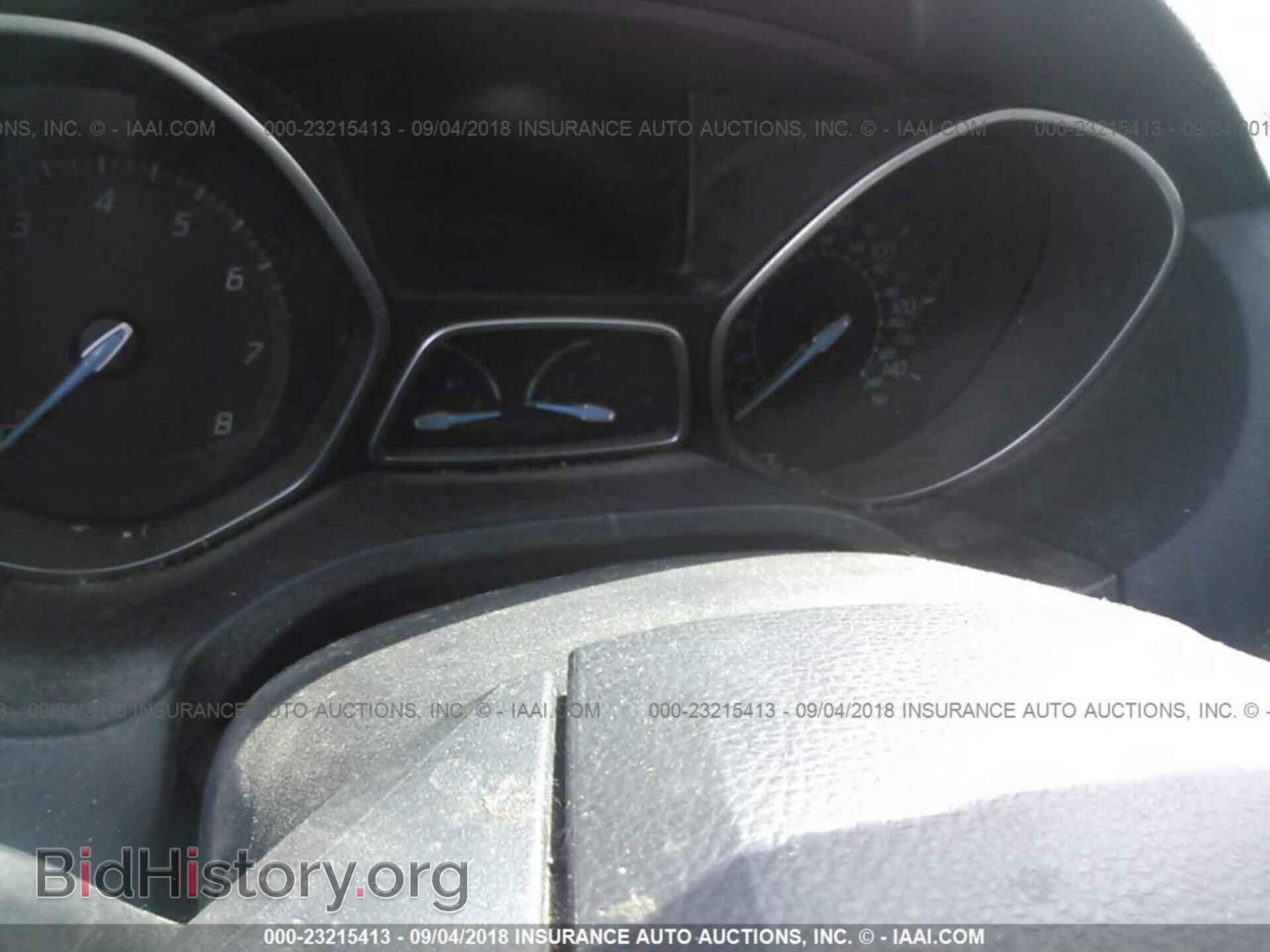 2012 Ford Focus - VIN: 1FAHP3M25CL368081 - Photo 7