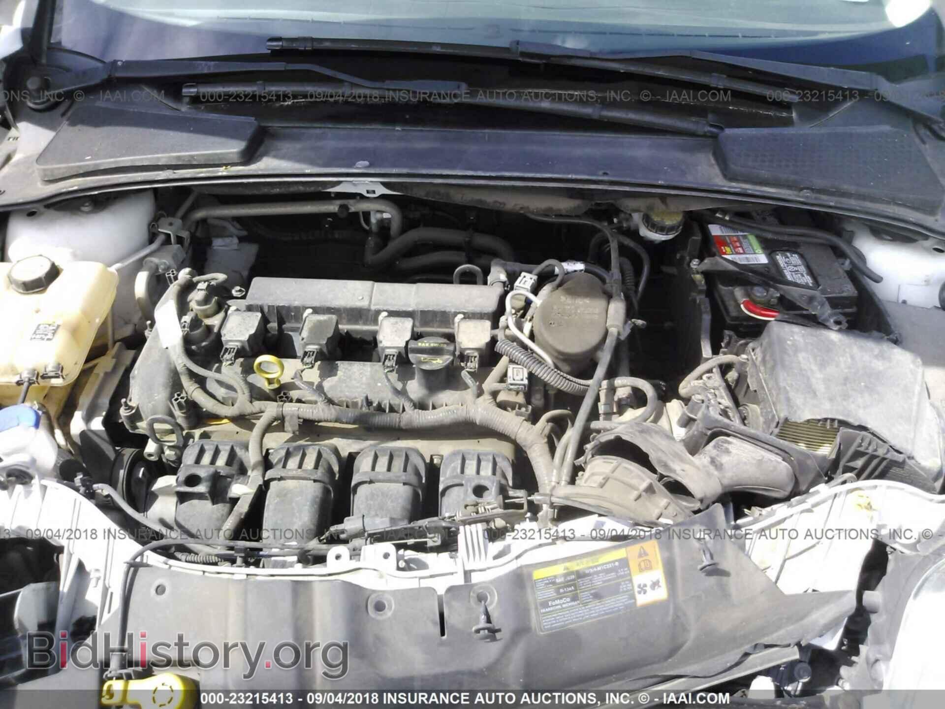 2012 Ford Focus - VIN: 1FAHP3M25CL368081 - Photo 10
