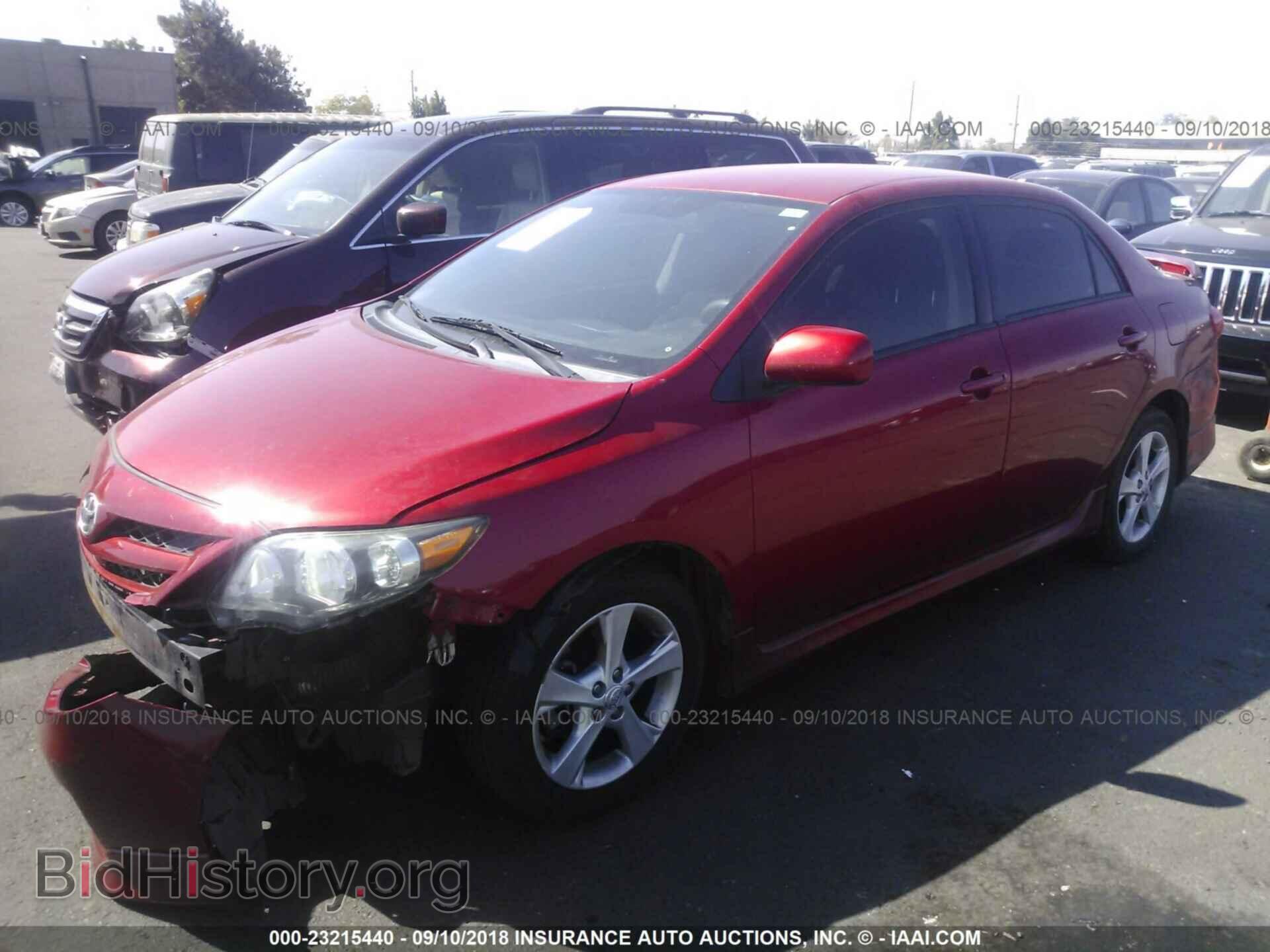 2011 Toyota Corolla - VIN: 2T1BU4EE7BC592143 - Фото 2