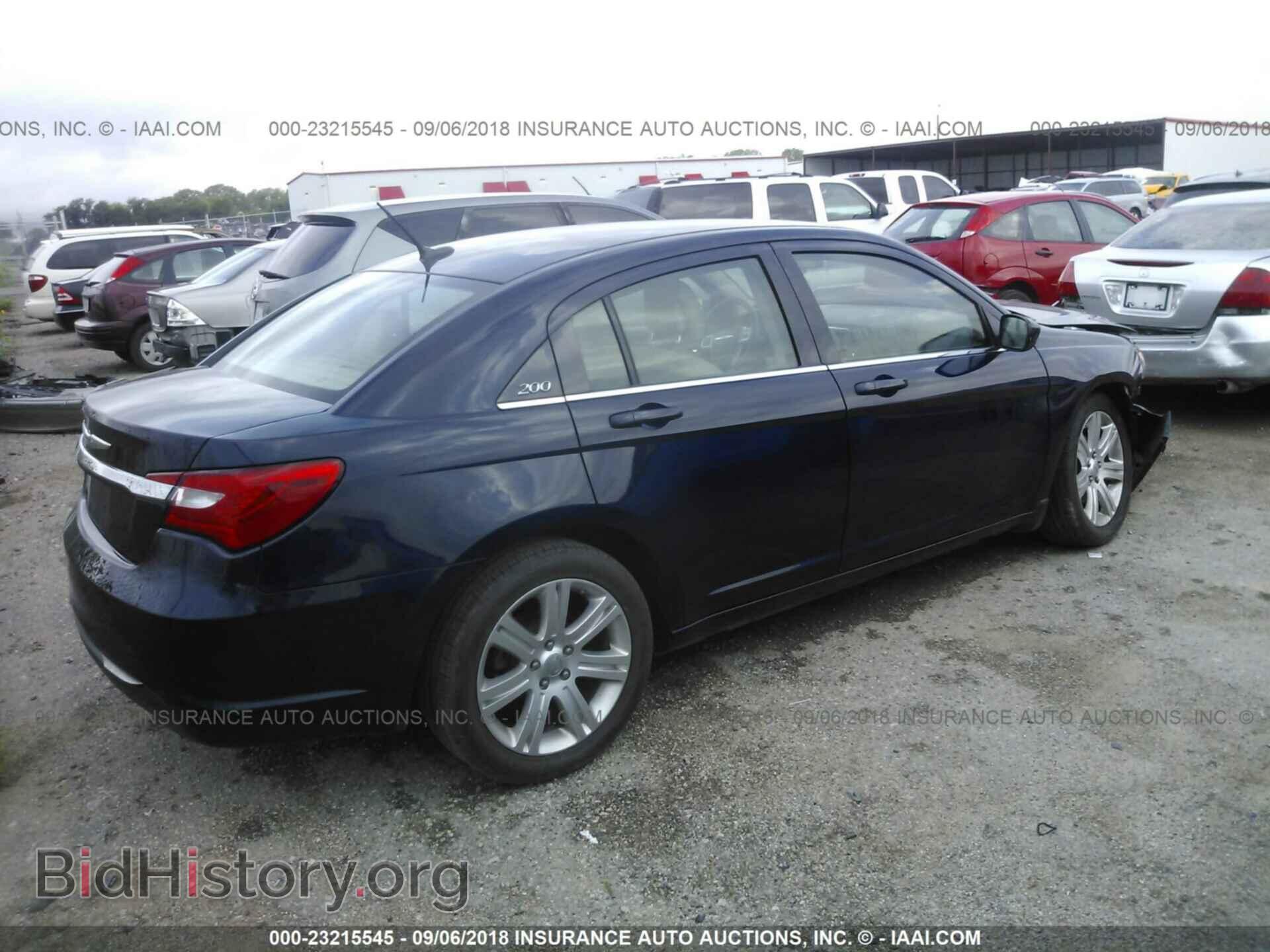 2013 Chrysler 200 - VIN: 1C3CCBBB3DN699376 - Photo 4