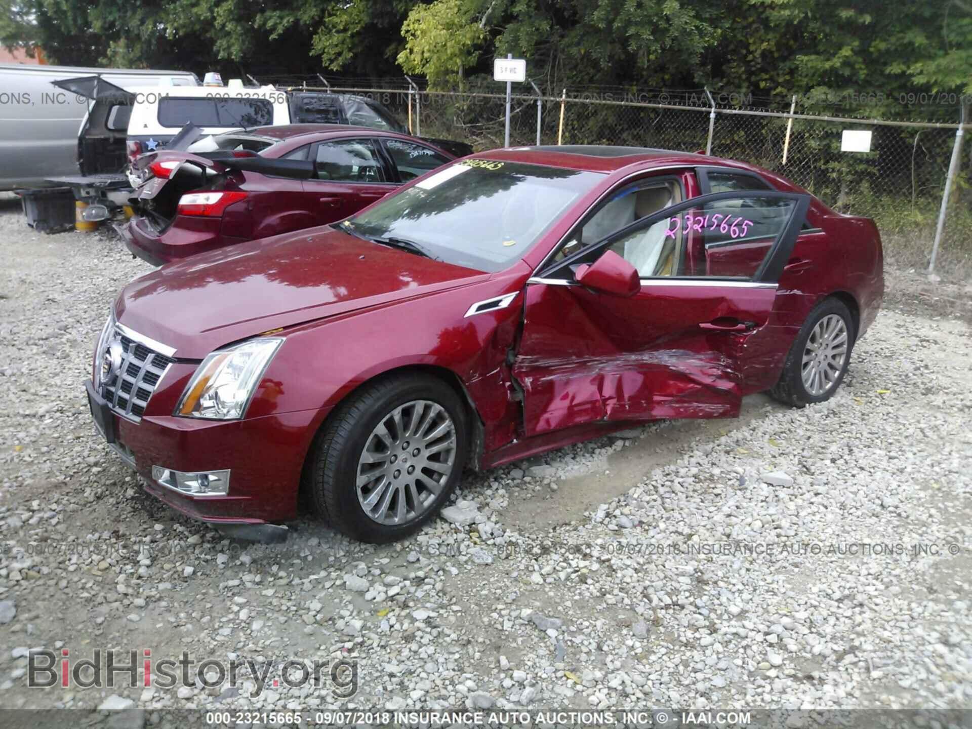 2012 Cadillac Cts - VIN: 1G6DS5E33C0120510 - Фото 2