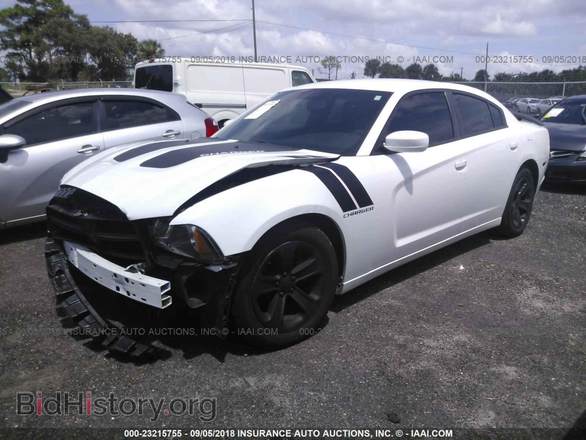 2012 Dodge Charger - VIN: 2C3CDXBG0CH207254 - Фото 2