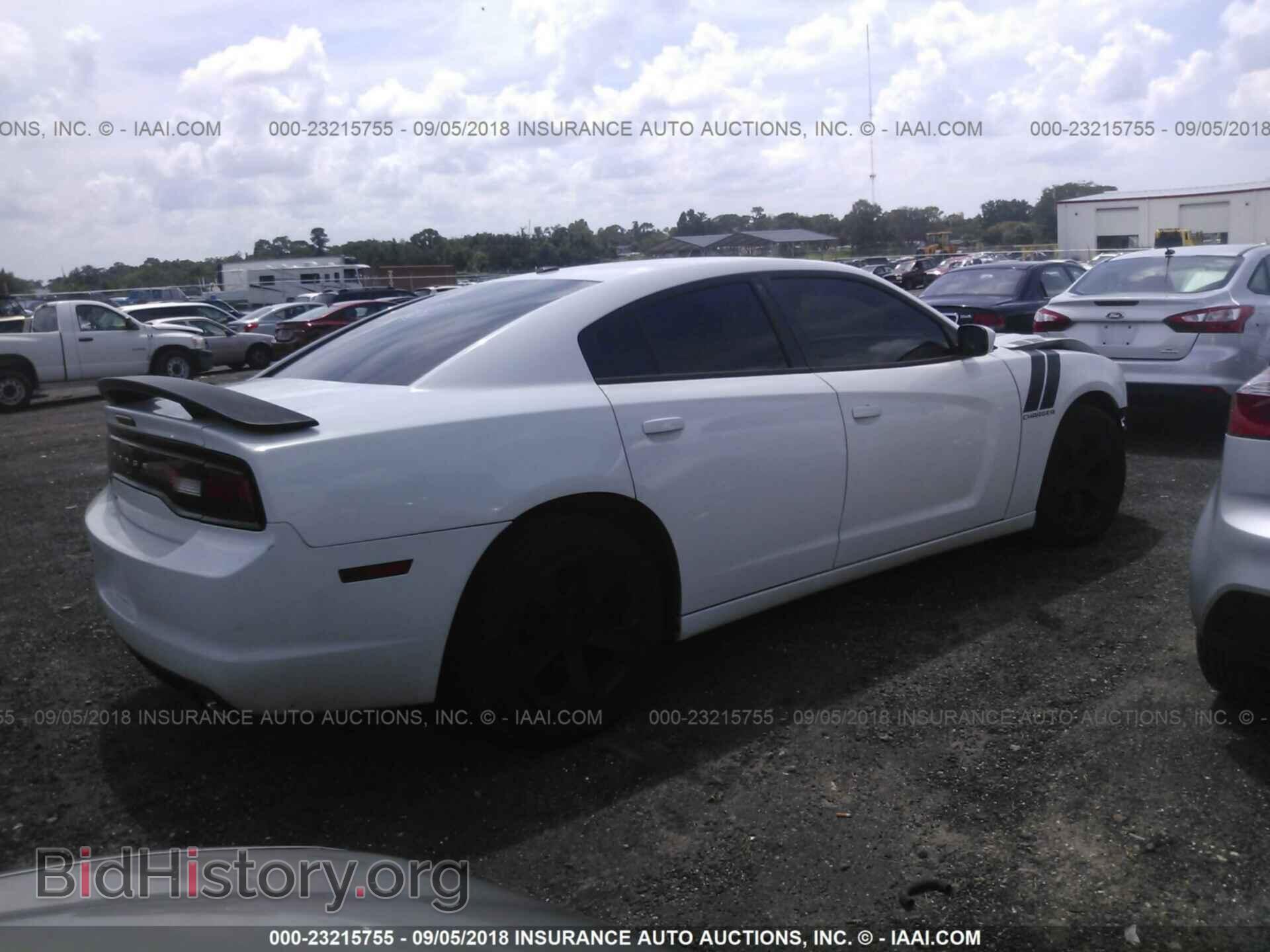 2012 Dodge Charger - VIN: 2C3CDXBG0CH207254 - Фото 4