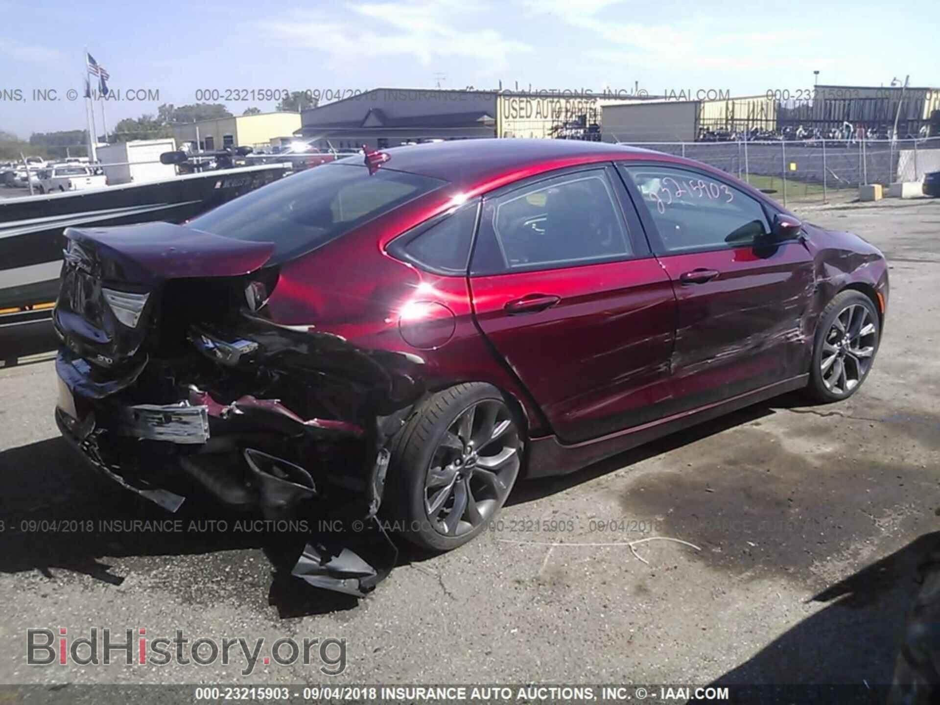 2015 Chrysler 200 - VIN: 1C3CCCDG9FN711788 - Photo 4