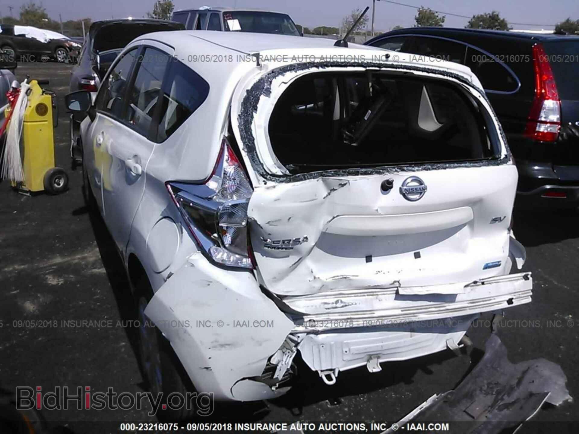 2015 Nissan Versa note - VIN: 3N1CE2CP3FL358016 - Фото 3