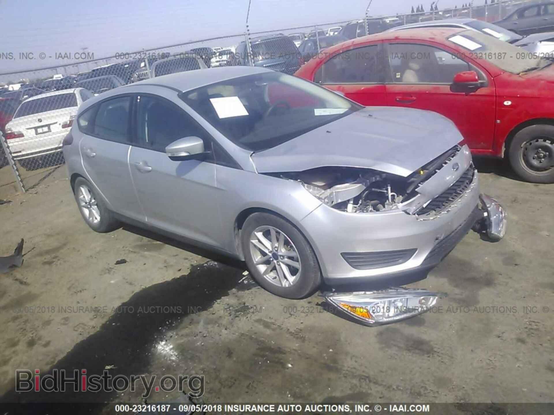 Photo 1FADP3K21GL268860 - Ford Focus 2016