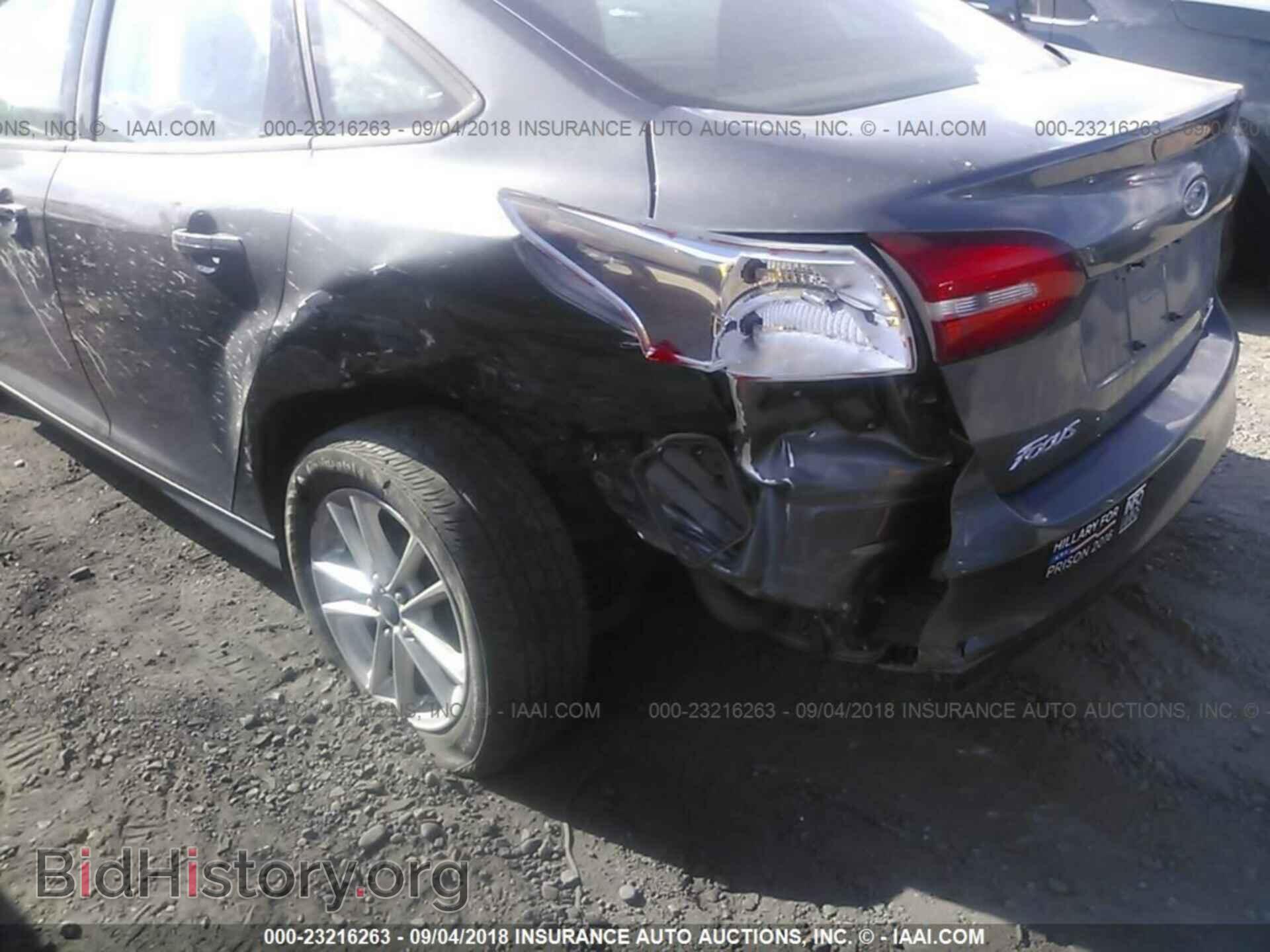 2015 Ford Focus - VIN: 1FADP3F25FL243517 - Photo 6