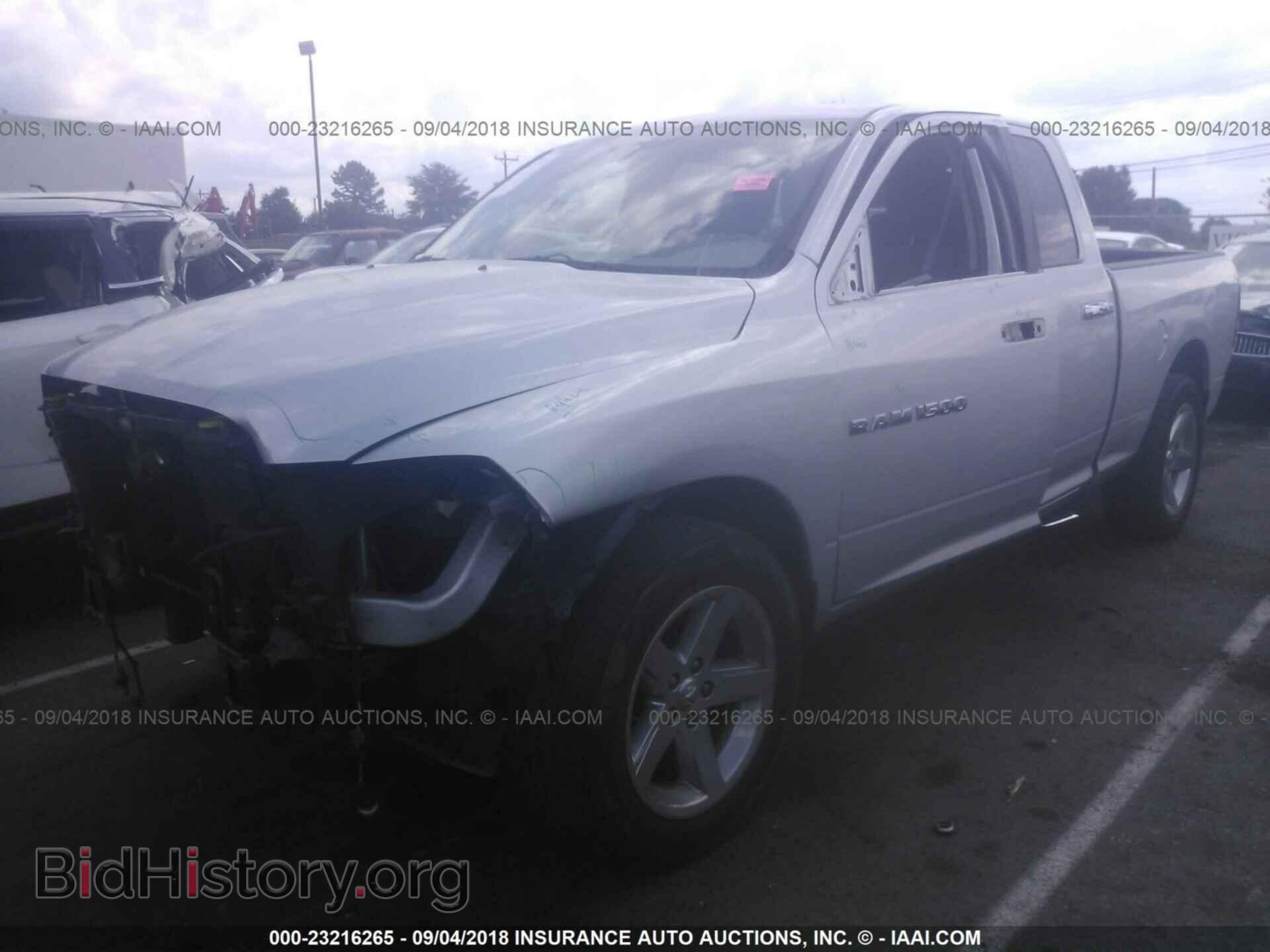 2011 Dodge Ram 1500 - VIN: 1D7RB1GPXBS656407 - Фото 2