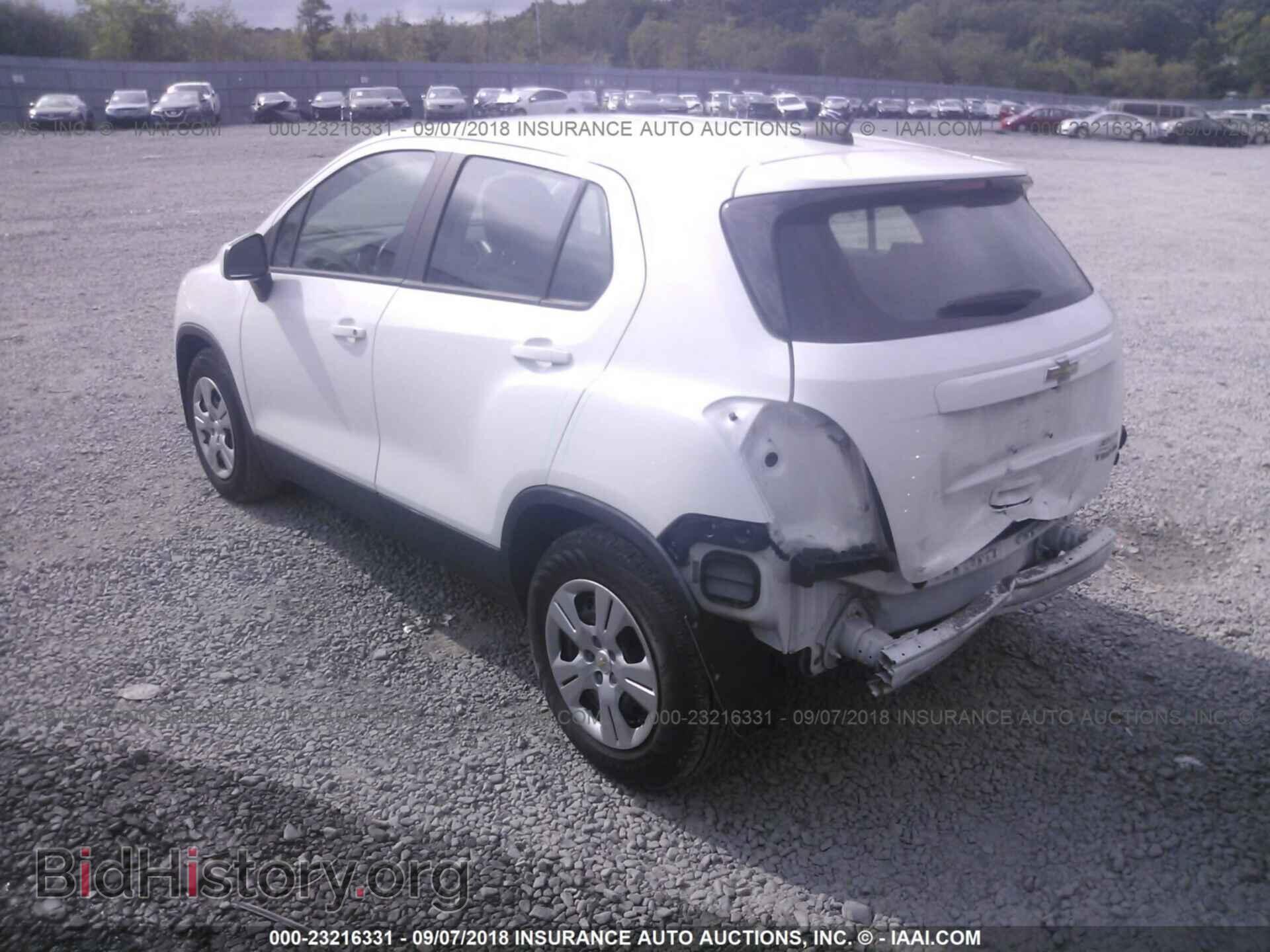 2016 Chevrolet Trax - VIN: KL7CJKSB5GB604868 - Фото 3