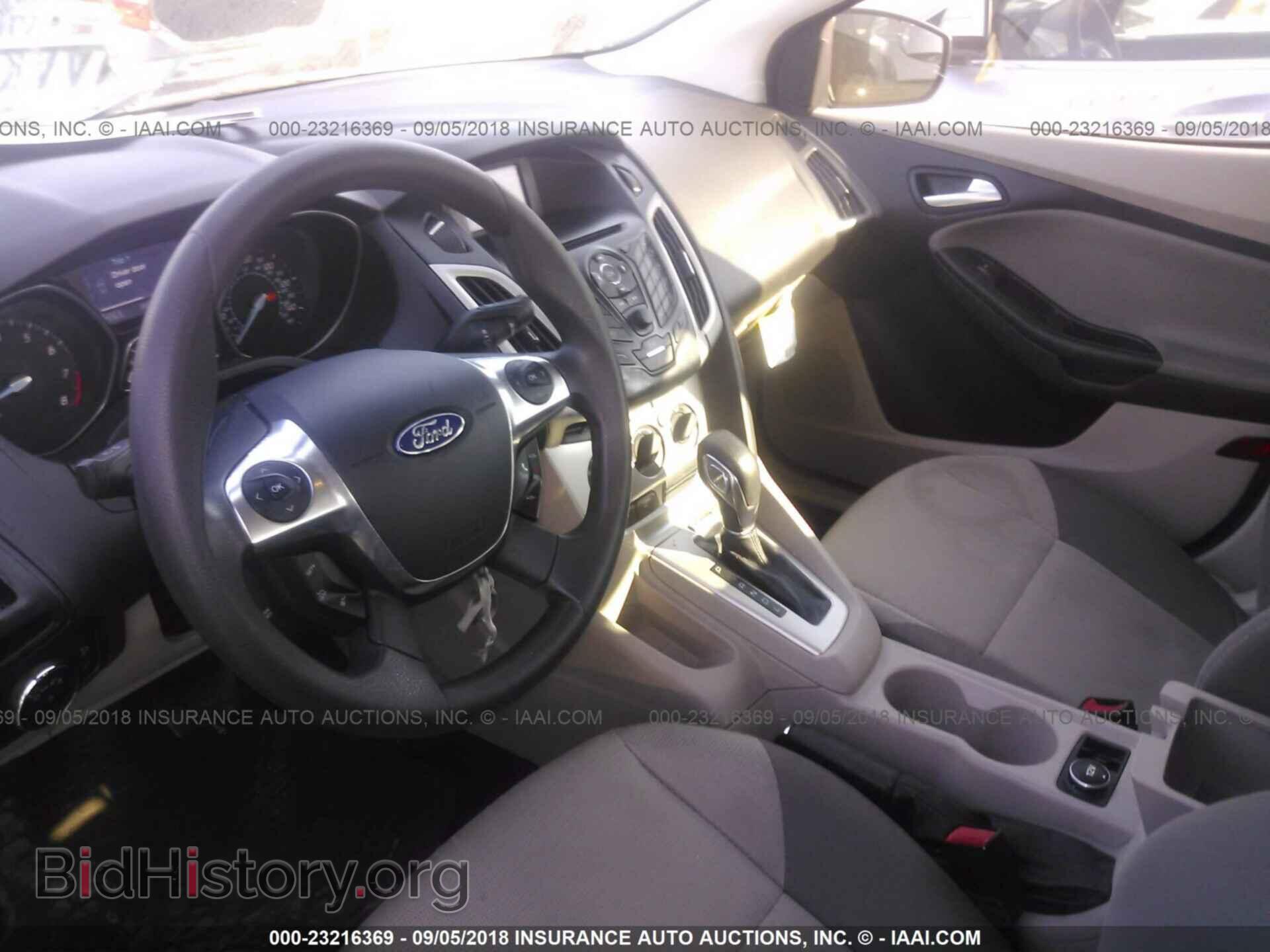 2012 Ford Focus - VIN: 1FAHP3F25CL407636 - Photo 5