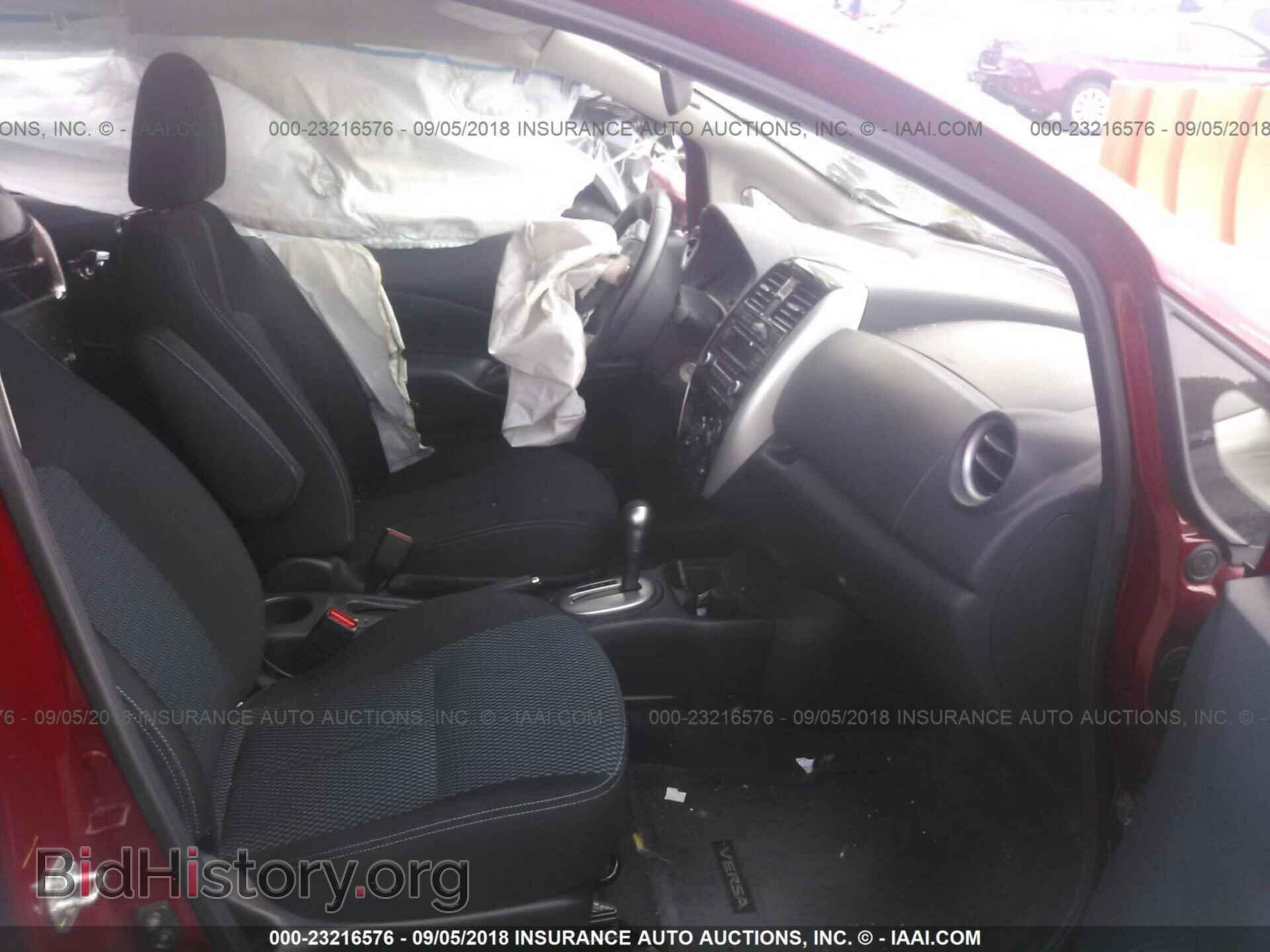 2015 Nissan Versa note - VIN: 3N1CE2CP7FL381136 - Photo 5