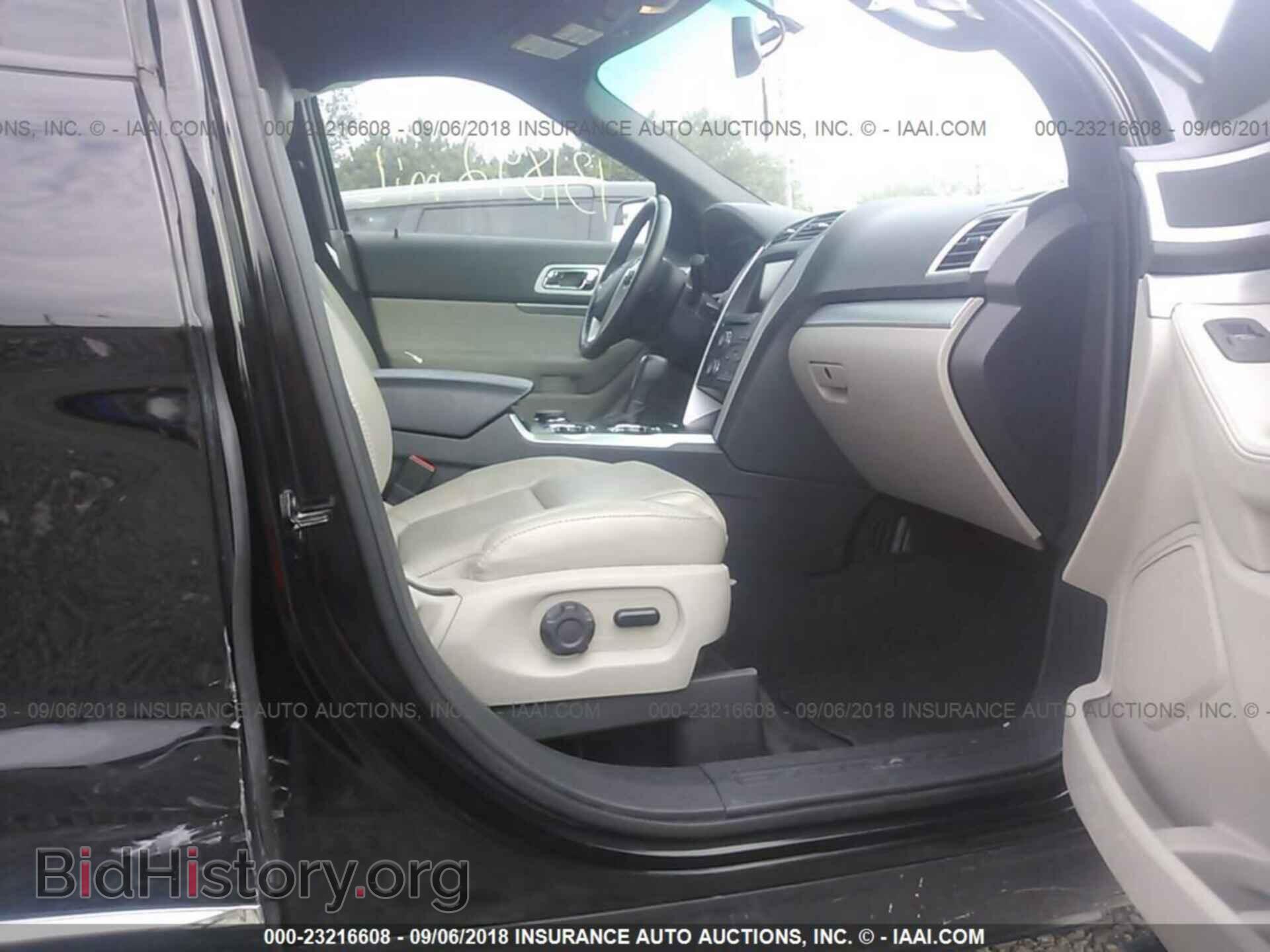 2012 Ford Explorer - VIN: 1FMHK8D86CGA52199 - Photo 5