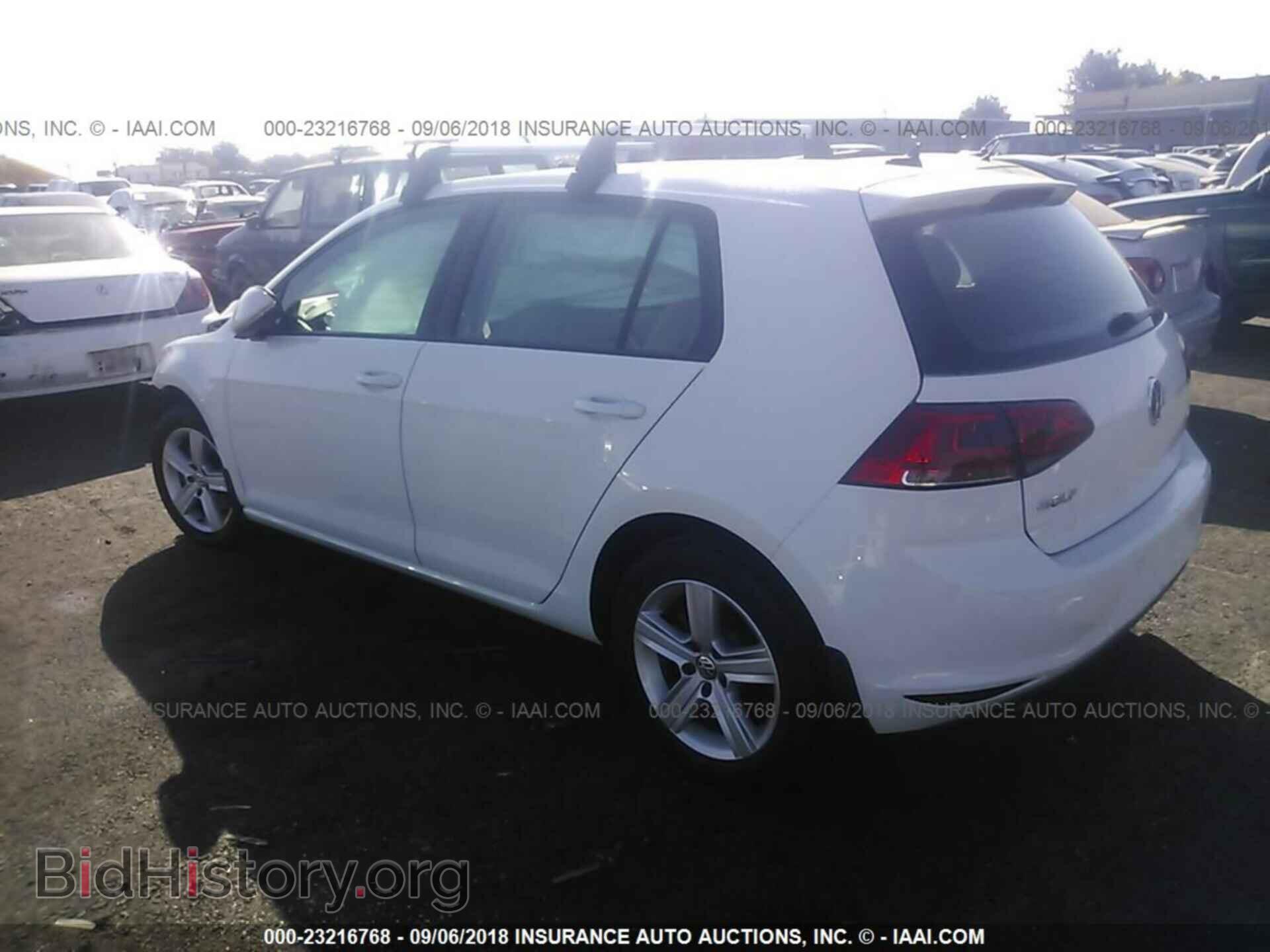 2017 Volkswagen Golf - VIN: 3VW117AU2HM011969 - Фото 3
