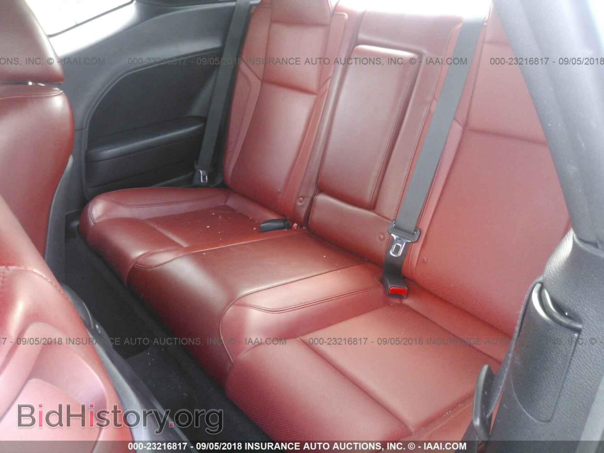 2016 Dodge Challenger - VIN: 2C3CDZAG4GH346077 - Photo 8