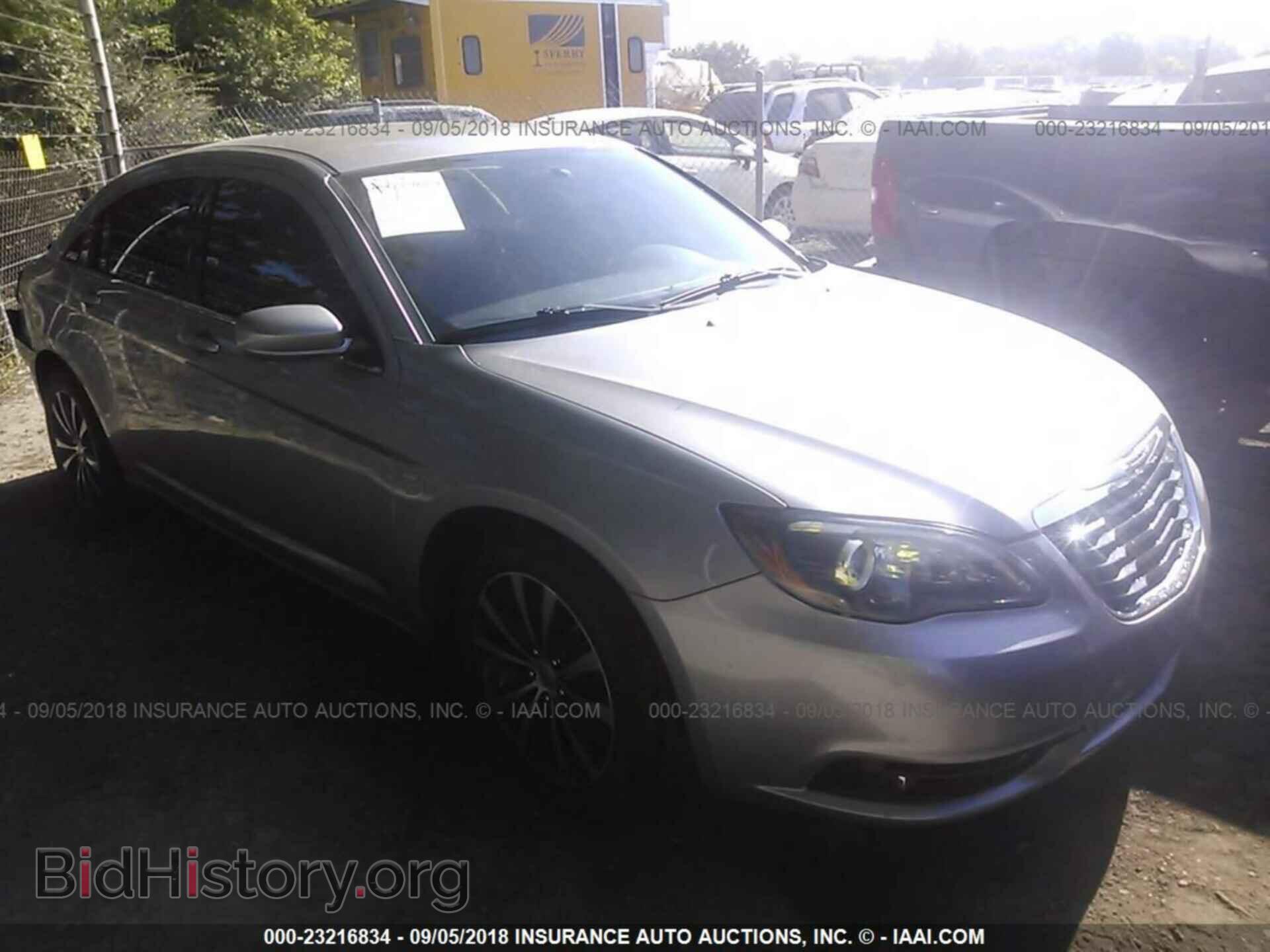 Фотография 1C3CCBBB6DN579989 - Chrysler 200 2013