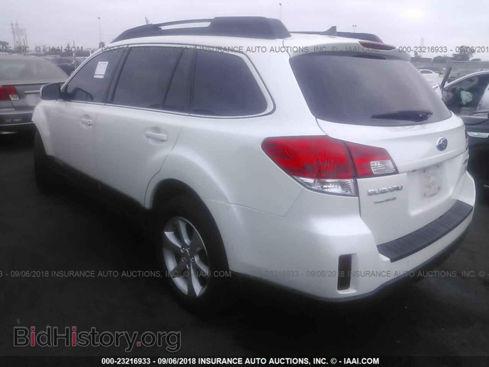2013 Subaru Outback - VIN: 4S4BRBKC1D3309753 - Photo 3