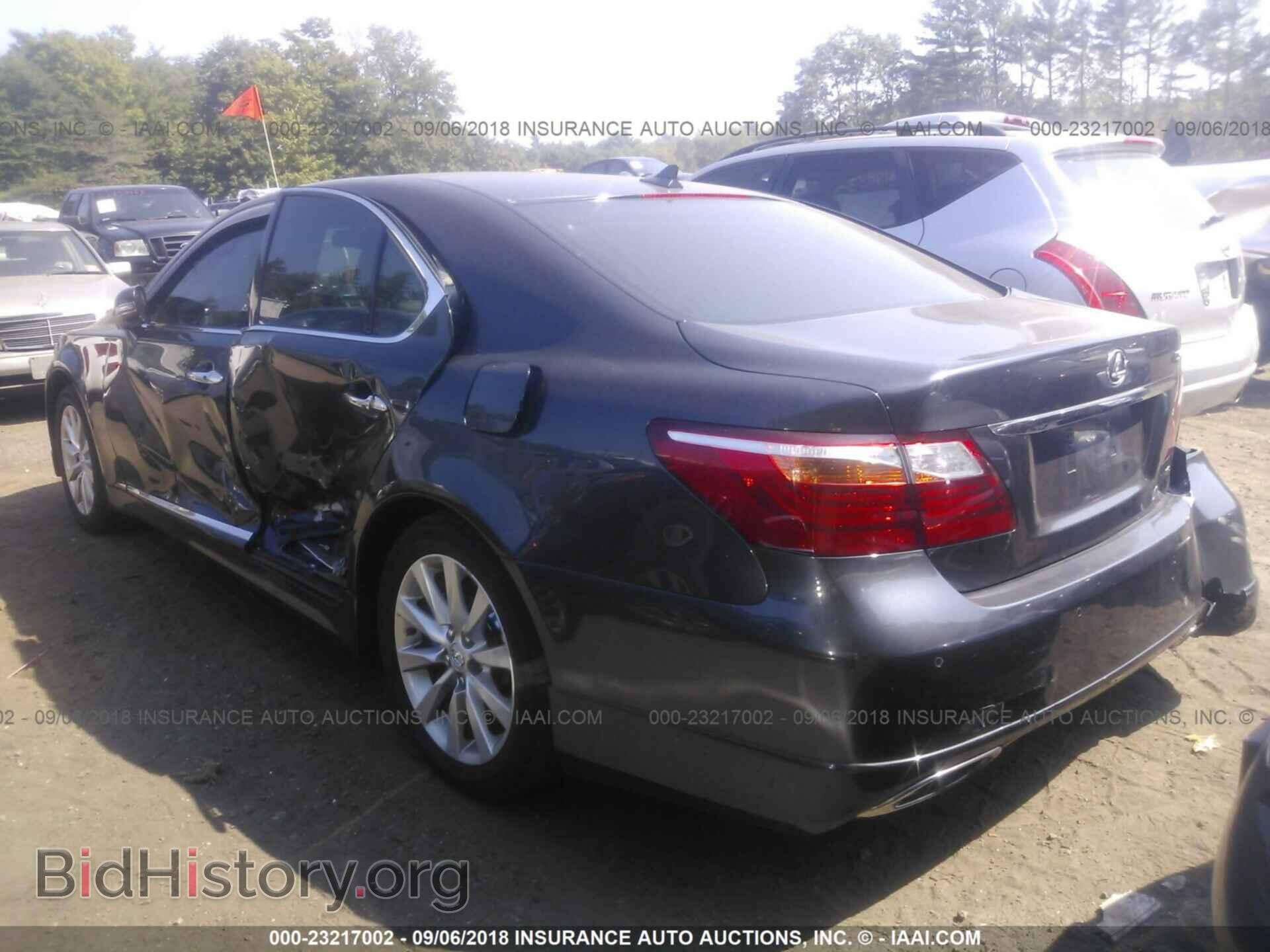 2011 LEXUS LS - VIN: JTHCL5EF5B5011952 - Фото 3