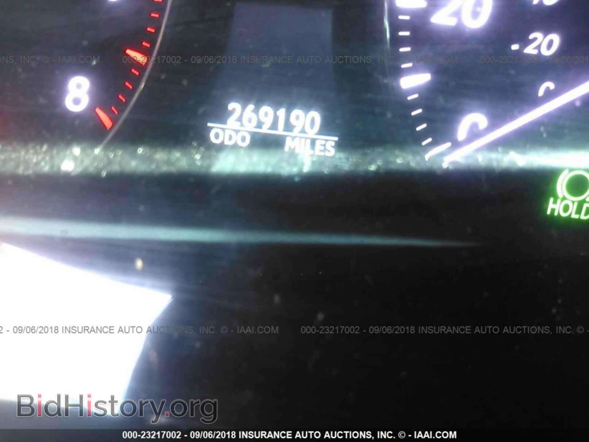 2011 LEXUS LS - VIN: JTHCL5EF5B5011952 - Фото 7
