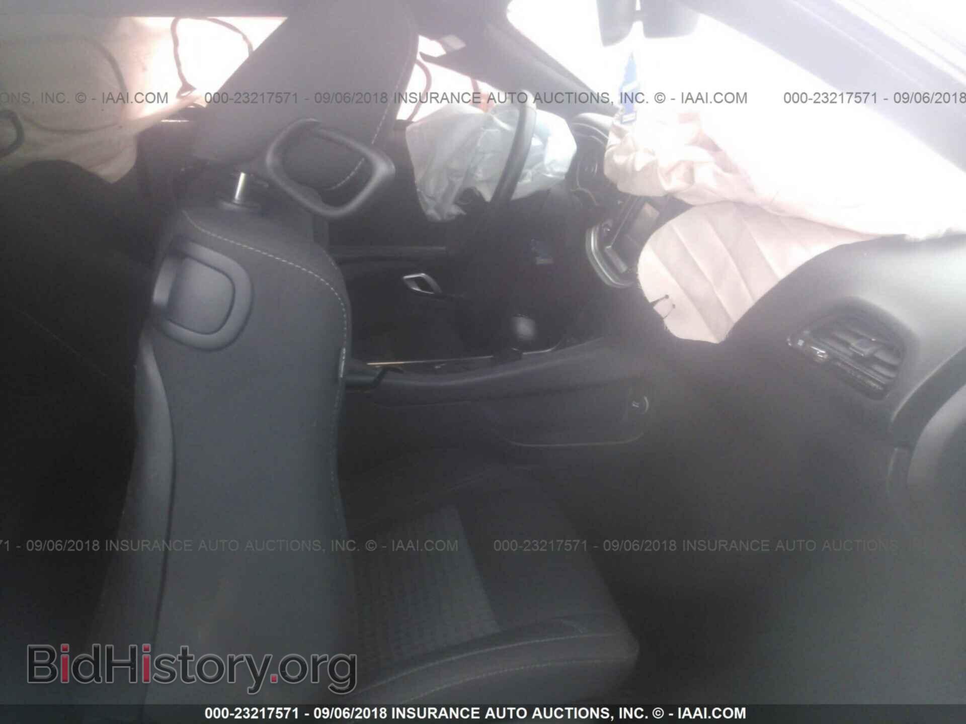 2015 Dodge Challenger - VIN: 2C3CDZAG1FH774459 - Photo 5