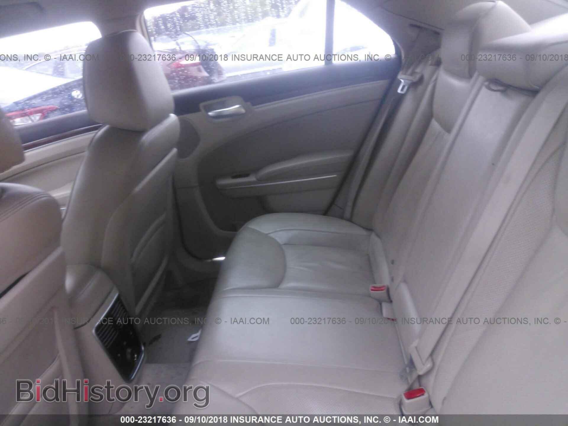2011 Chrysler 300c - VIN: 2C3CA6CT1BH559711 - Фото 8