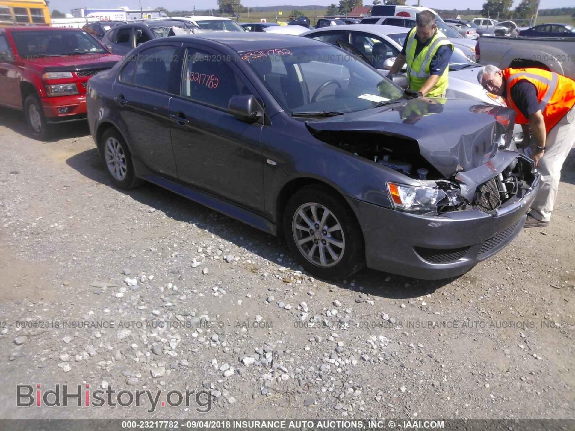 Photo JA32U2FU5BU008477 - Mitsubishi Lancer 2011