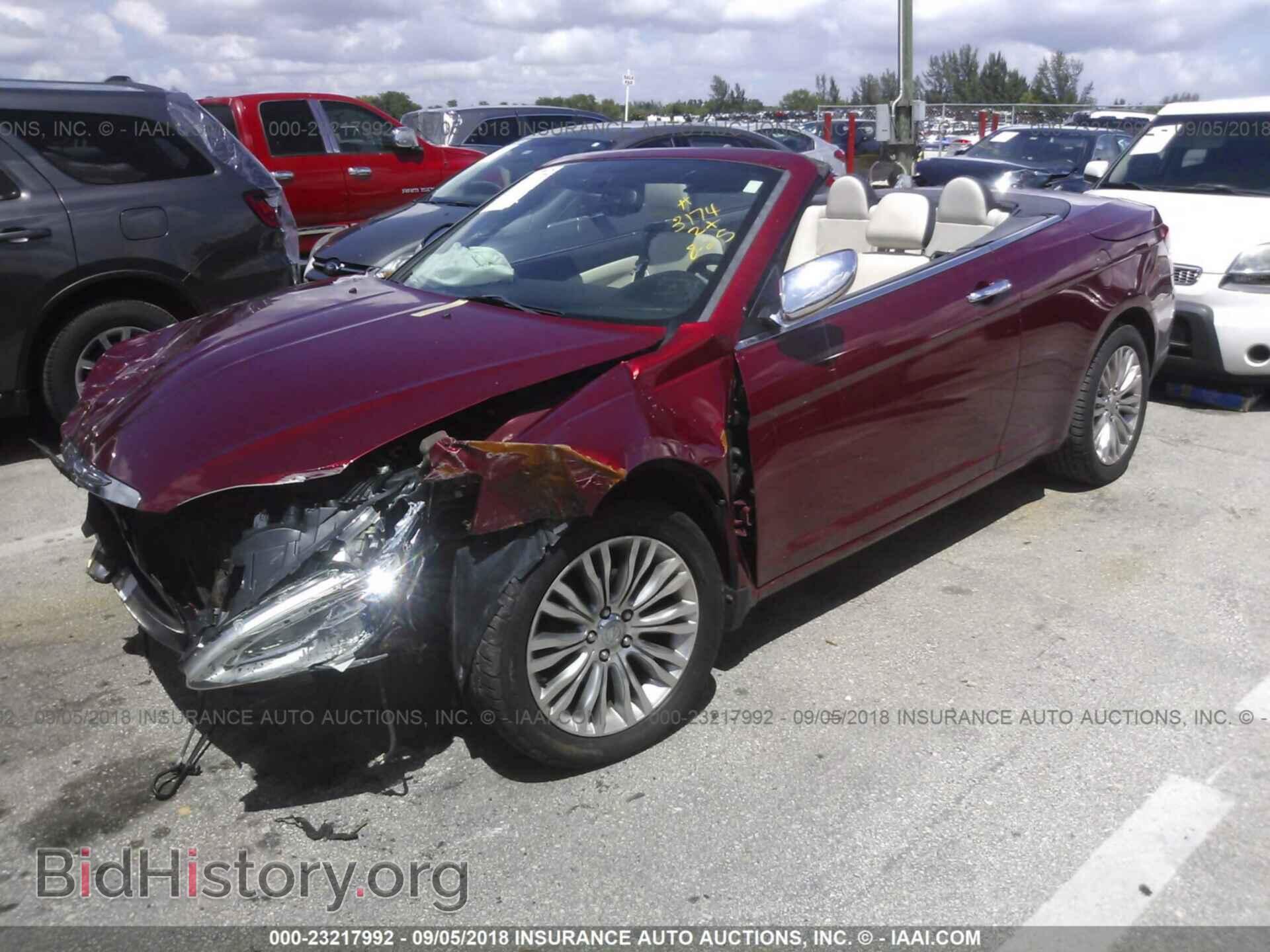 2012 Chrysler 200 - VIN: 1C3BCBFG5CN123174 - Фото 2