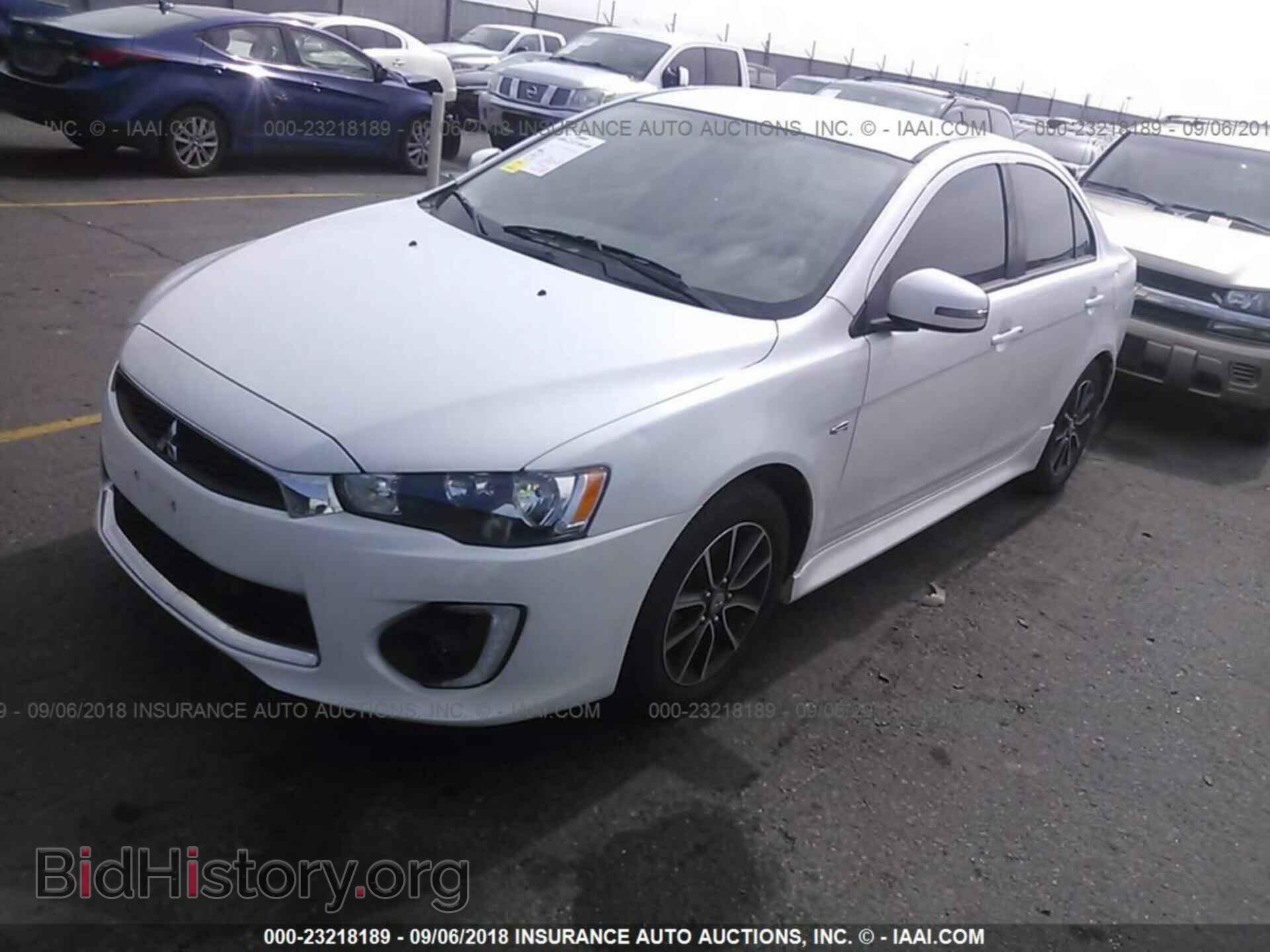 2016 Mitsubishi Lancer - VIN: JA32V2FW5GU008677 - Фото 2