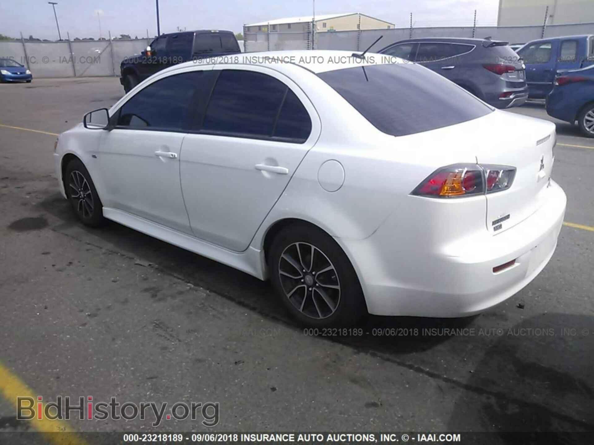 2016 Mitsubishi Lancer - VIN: JA32V2FW5GU008677 - Фото 3