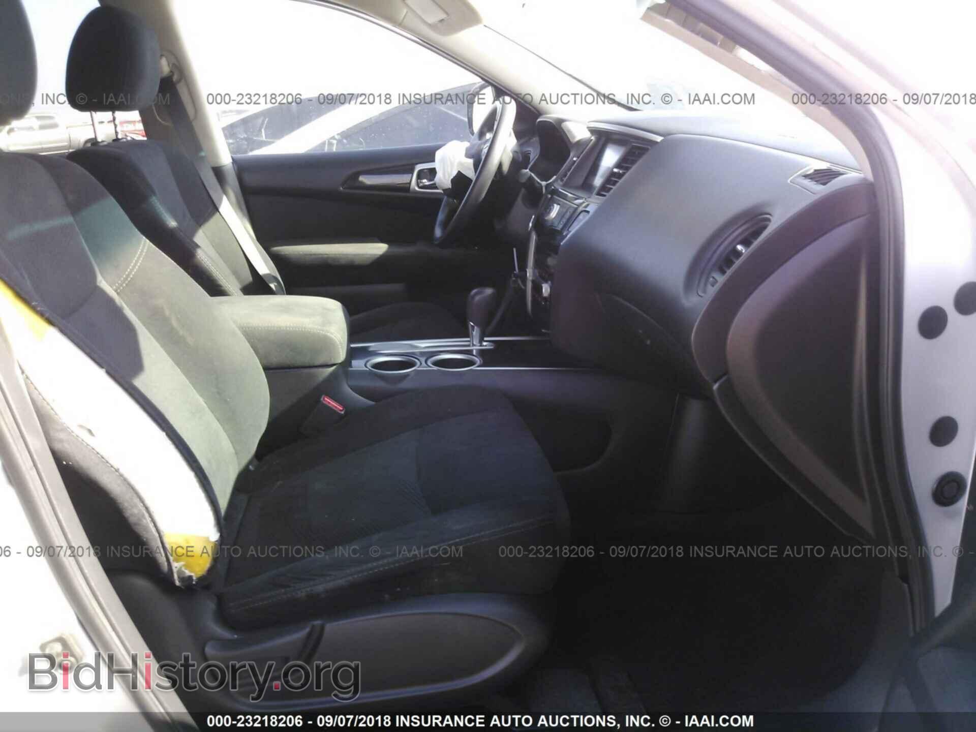 2014 Nissan Pathfinder - VIN: 5N1AR2MN5EC671449 - Фото 5