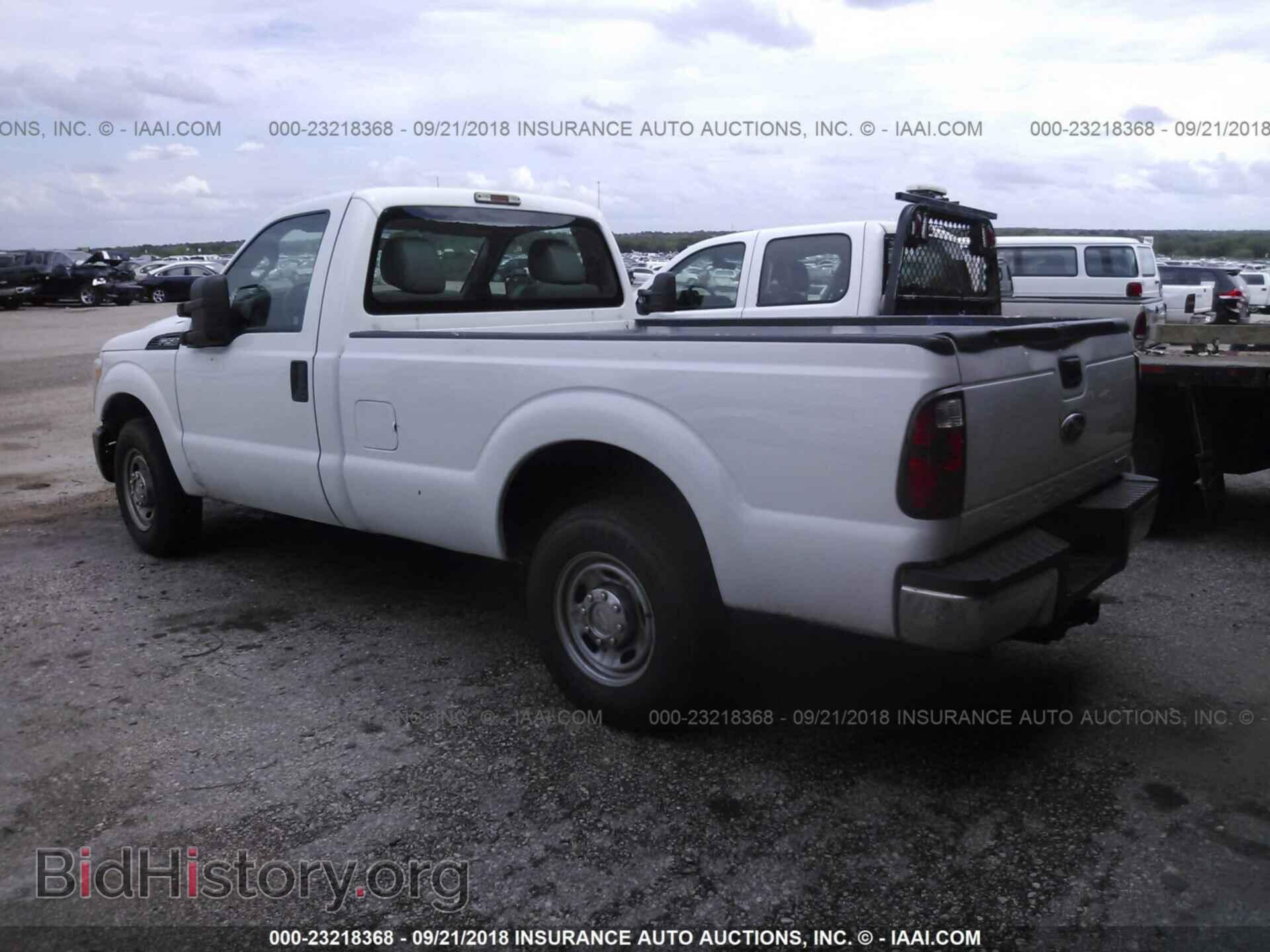 2013 Ford F250 - VIN: 1FTBF2A61DEA97563 - Фото 3