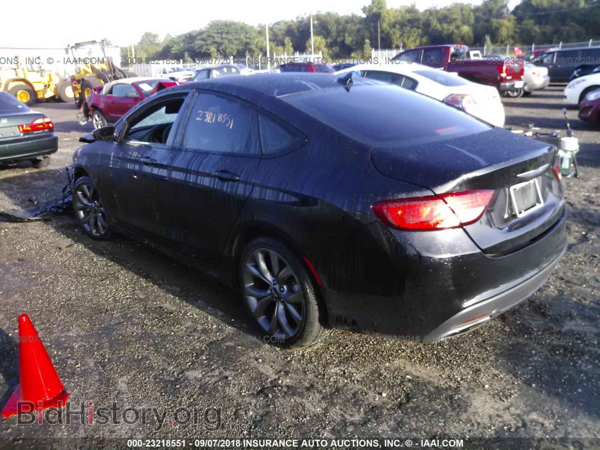 2015 Chrysler 200 - VIN: 1C3CCCBB3FN645732 - Фото 3