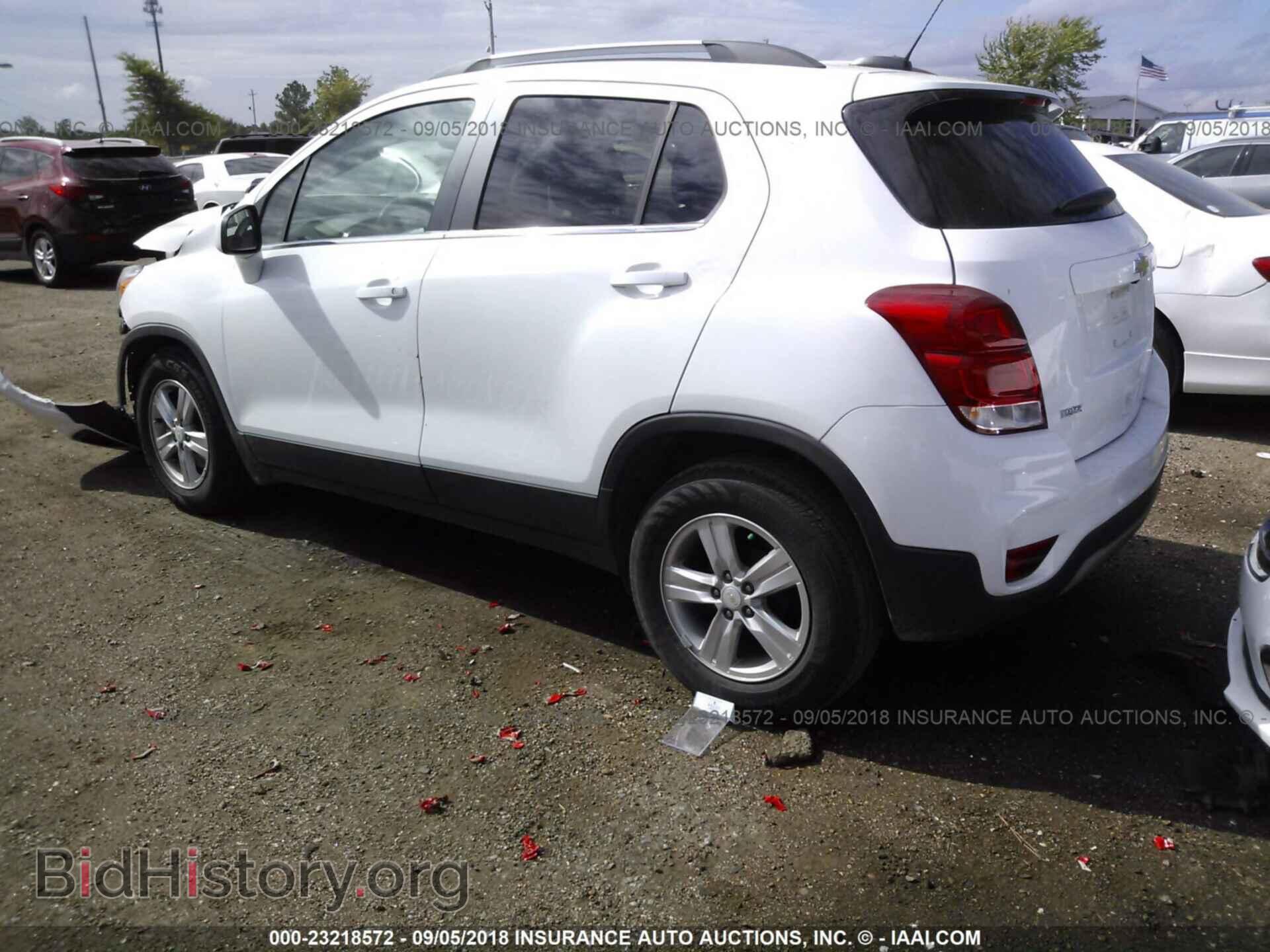 2017 Chevrolet Trax - VIN: 3GNCJLSB1HL133589 - Фото 3