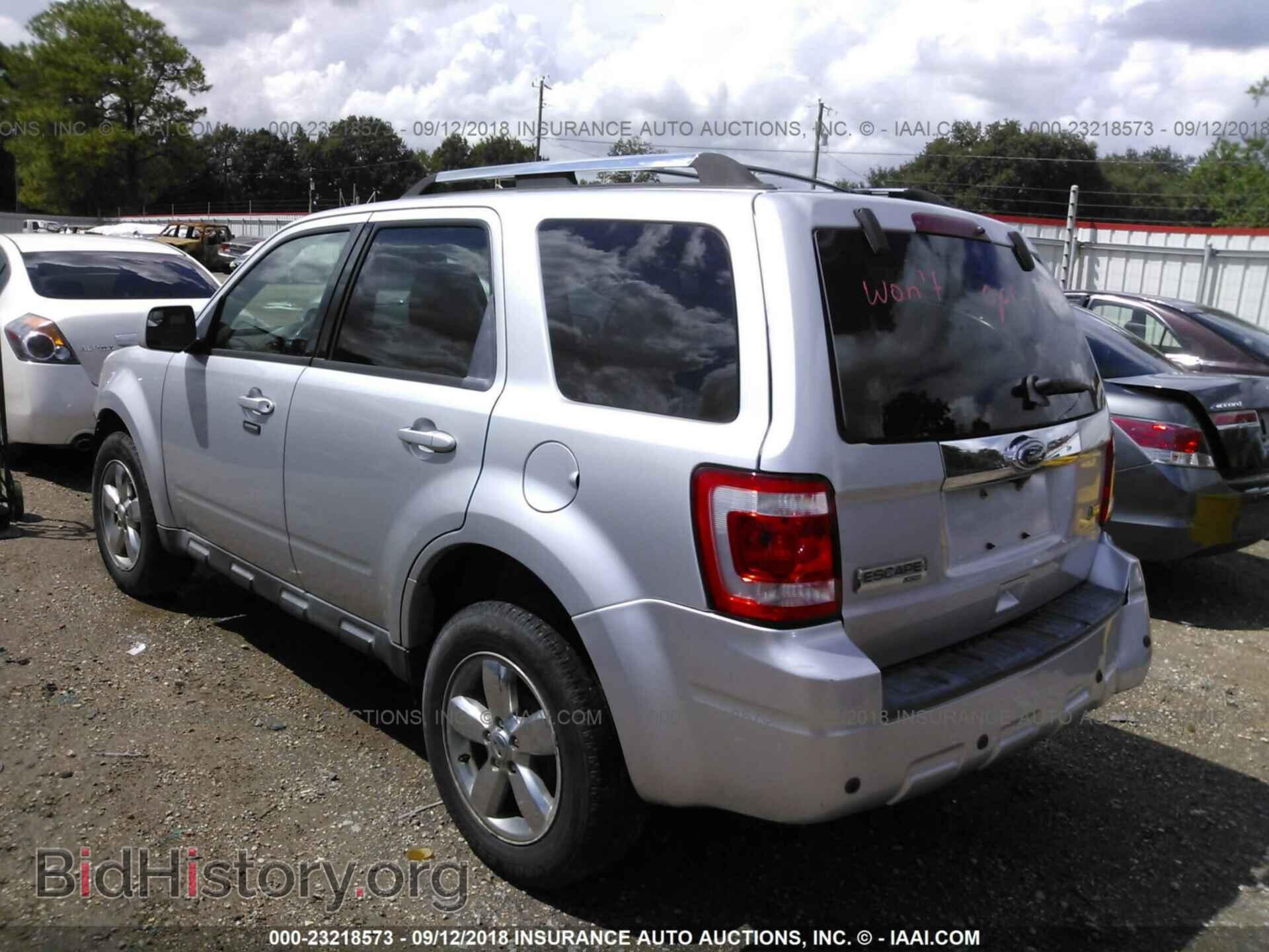 2011 Ford Escape - VIN: 1FMCU0EG9BKA19592 - Photo 3