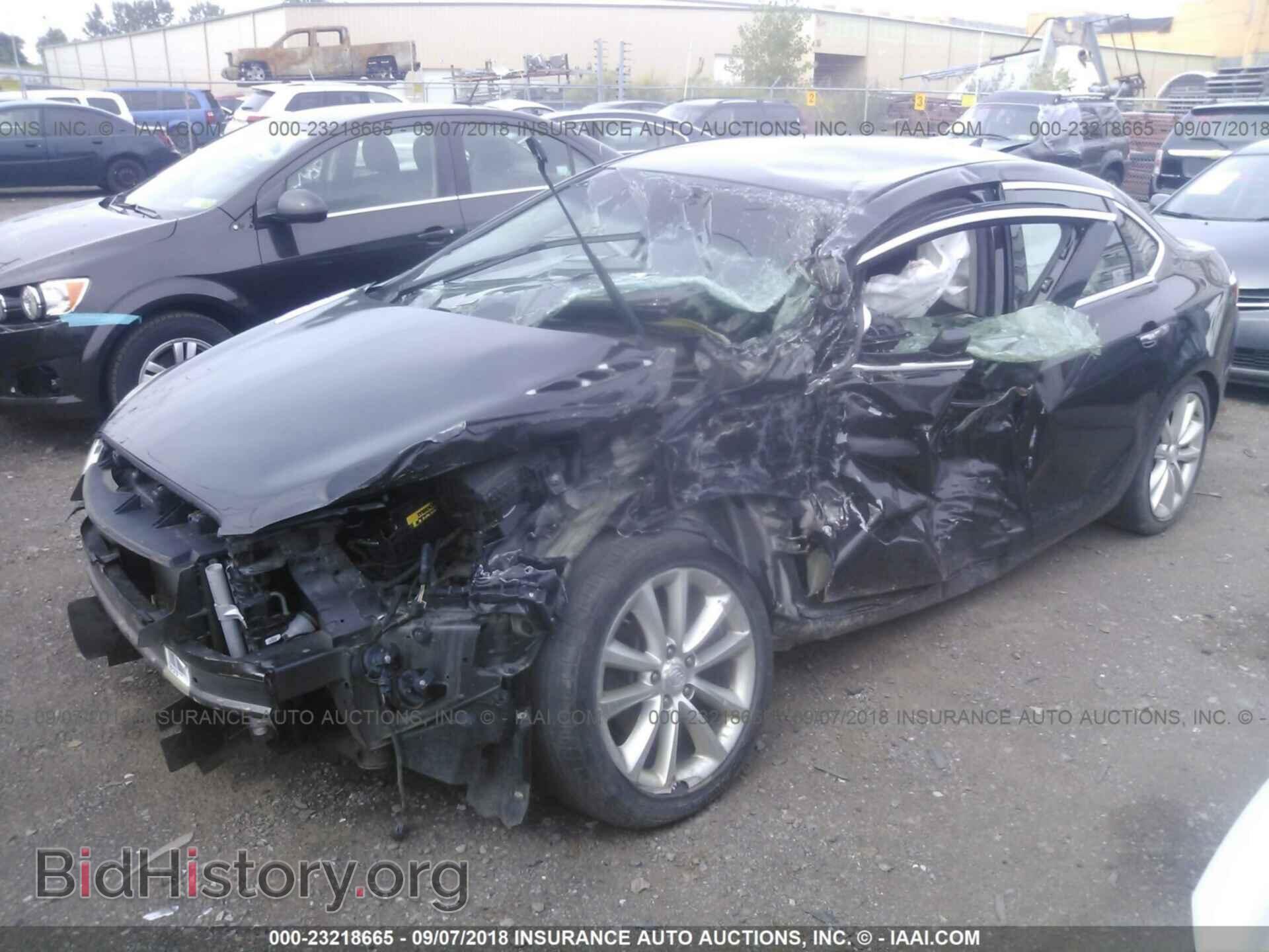 2013 Buick Verano - VIN: 1G4PP5SK1D4166611 - Photo 2