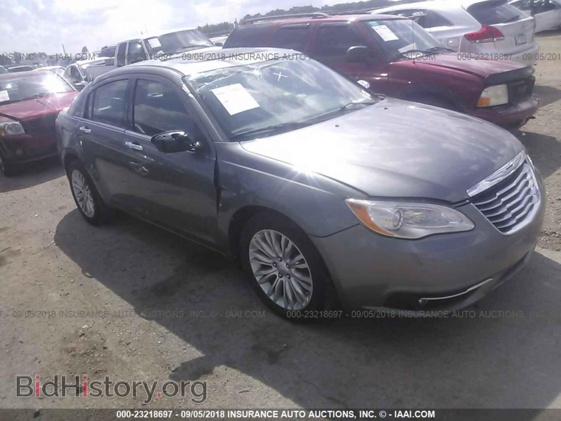 Фотография 1C3CCBCB0CN179715 - Chrysler 200 2012